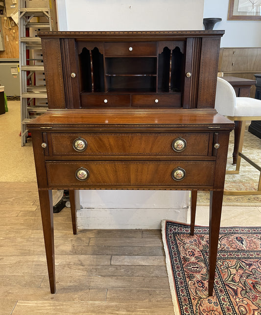 20th Century Mahogany Hepplewhite Ladies Writing Desk AS IS (0B0001)