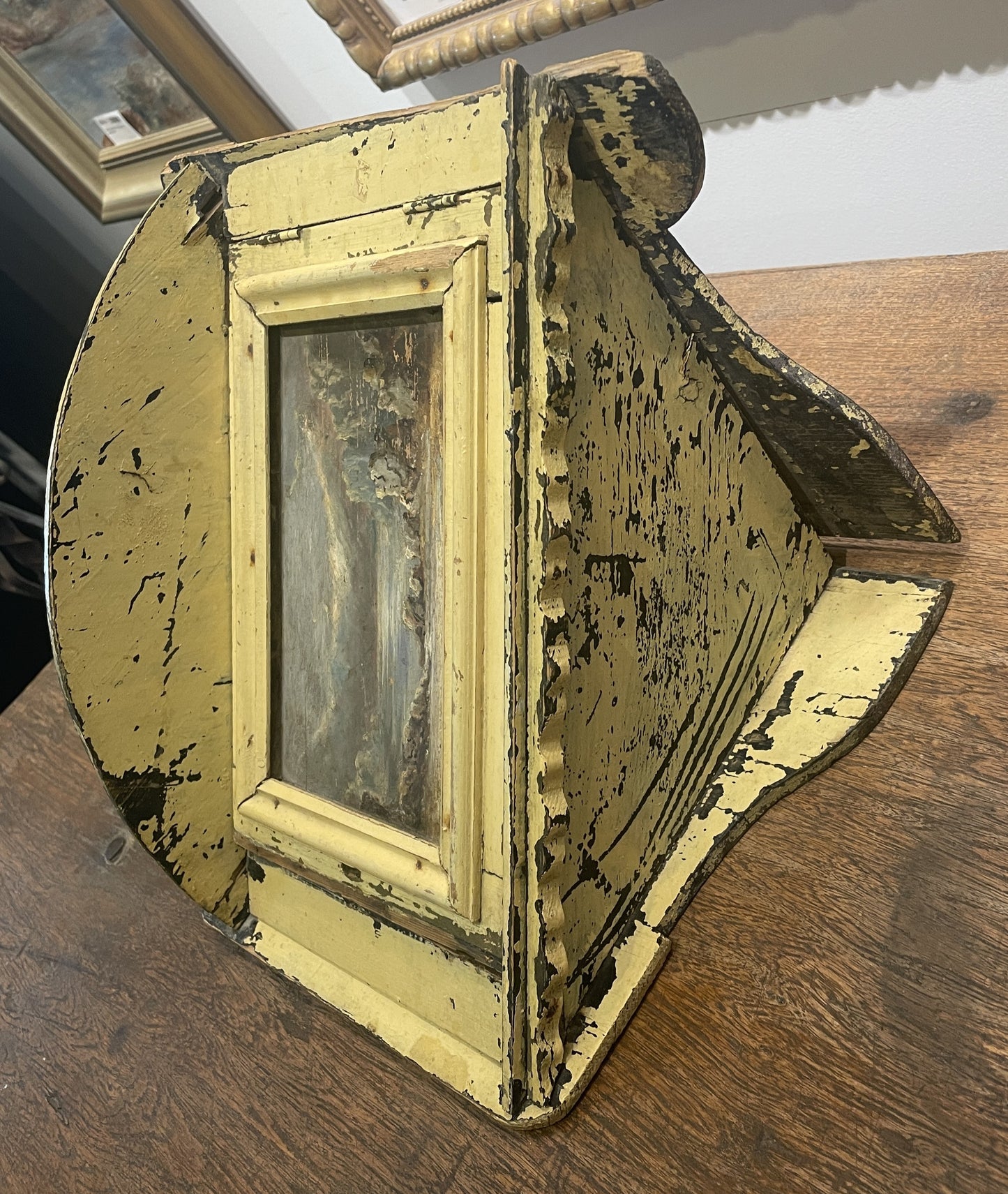 Hand Painted Antique Corner Shelf, AS IS (0JL01V)
