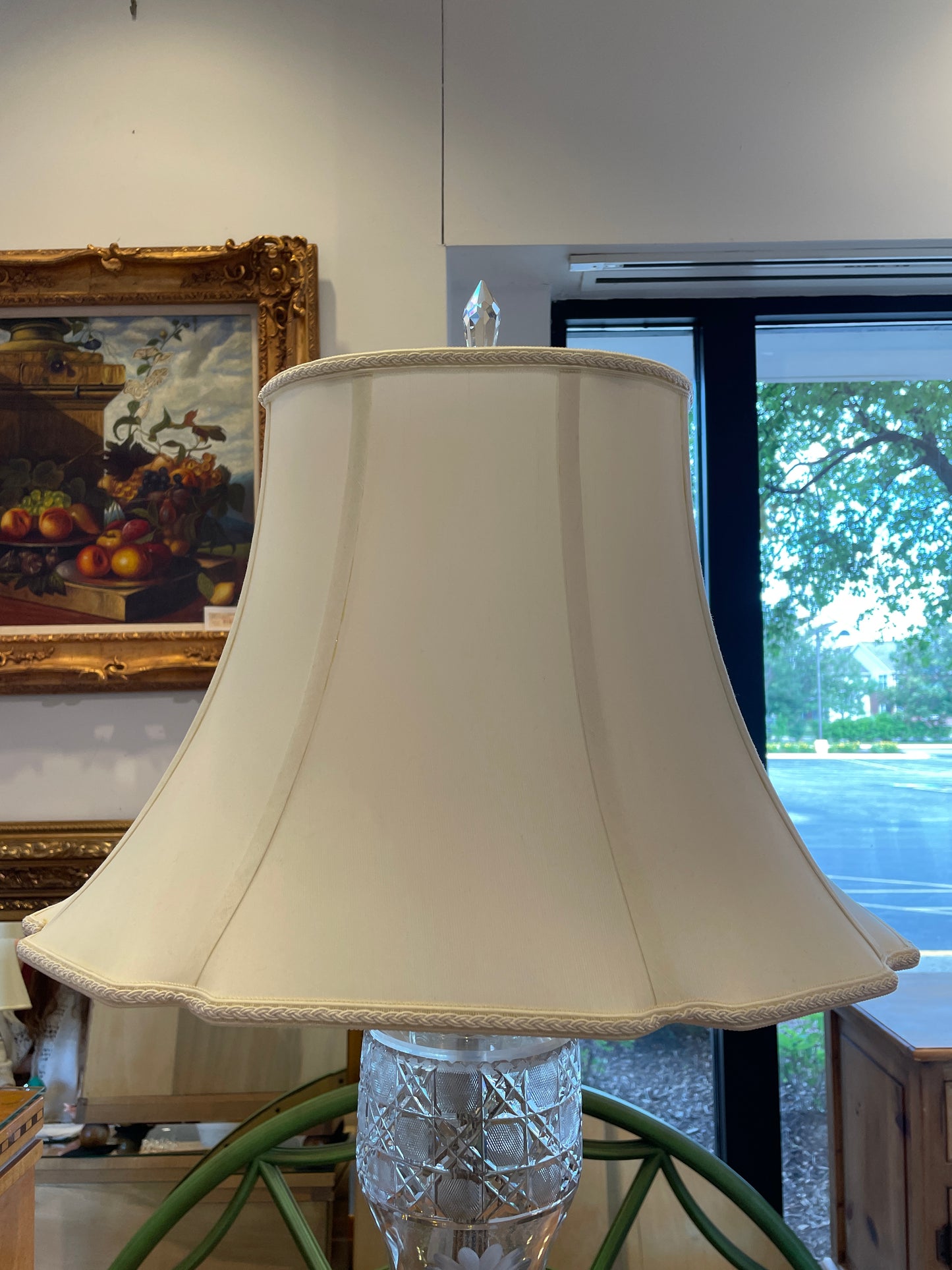 Etched crystal lamp with brass base (0ES004)