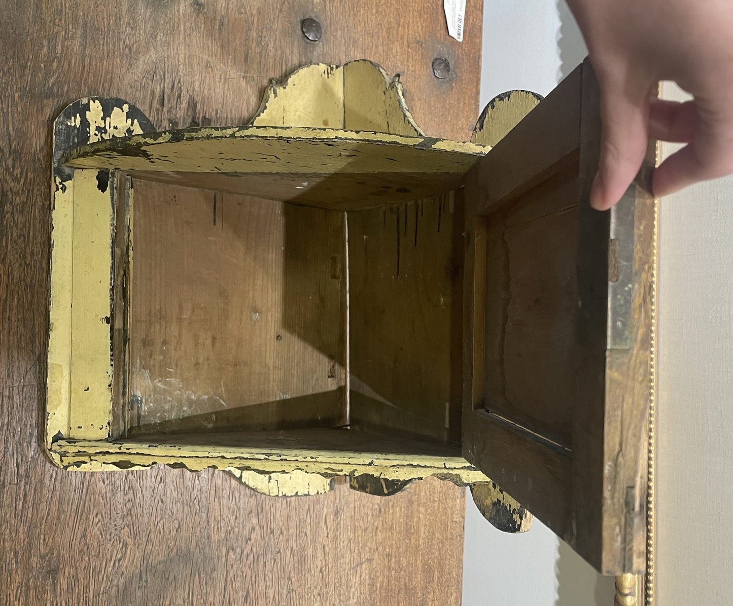 Hand Painted Antique Corner Shelf, AS IS (0JL01V)