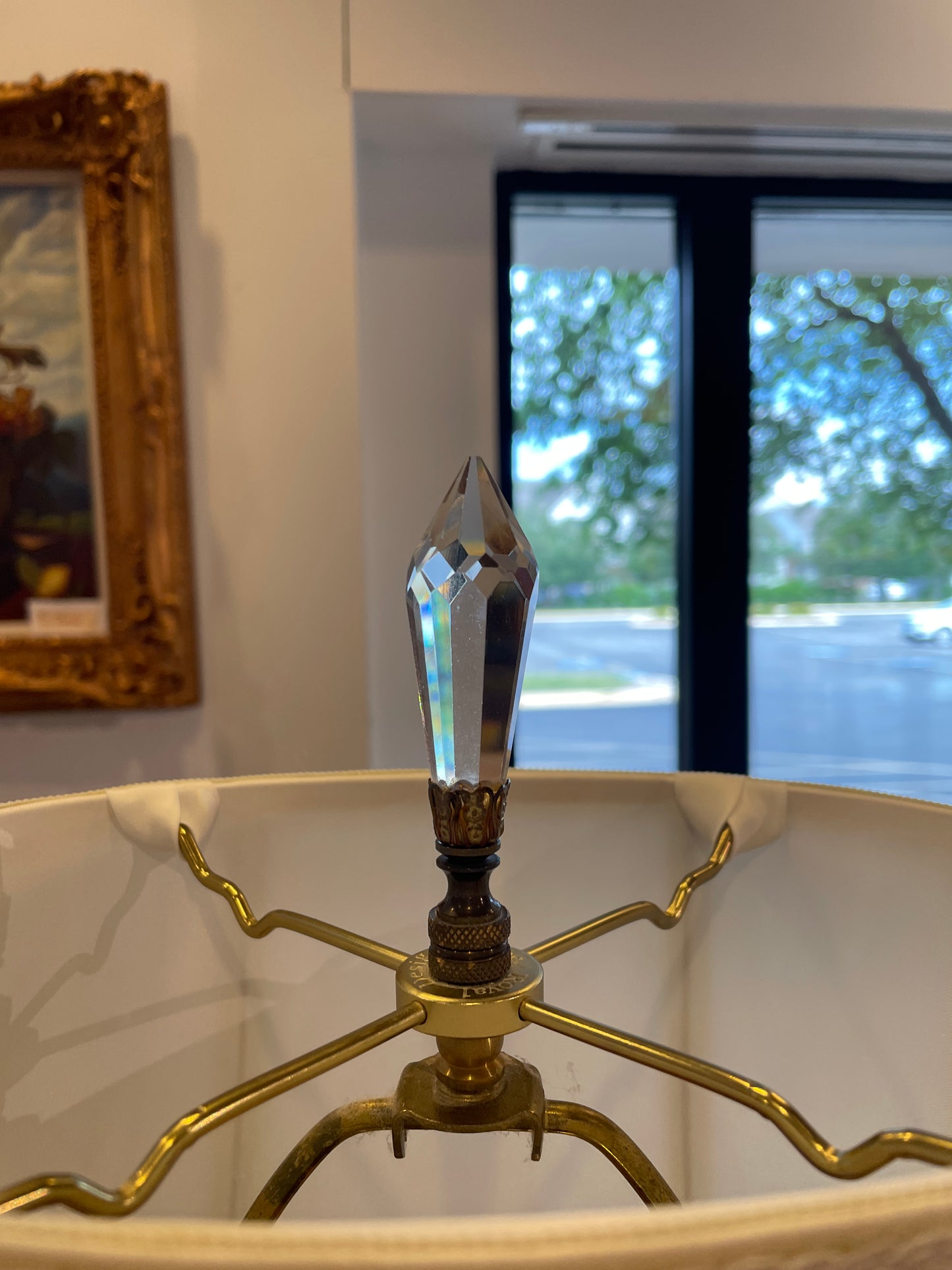 Etched crystal lamp with brass base (0ES004)