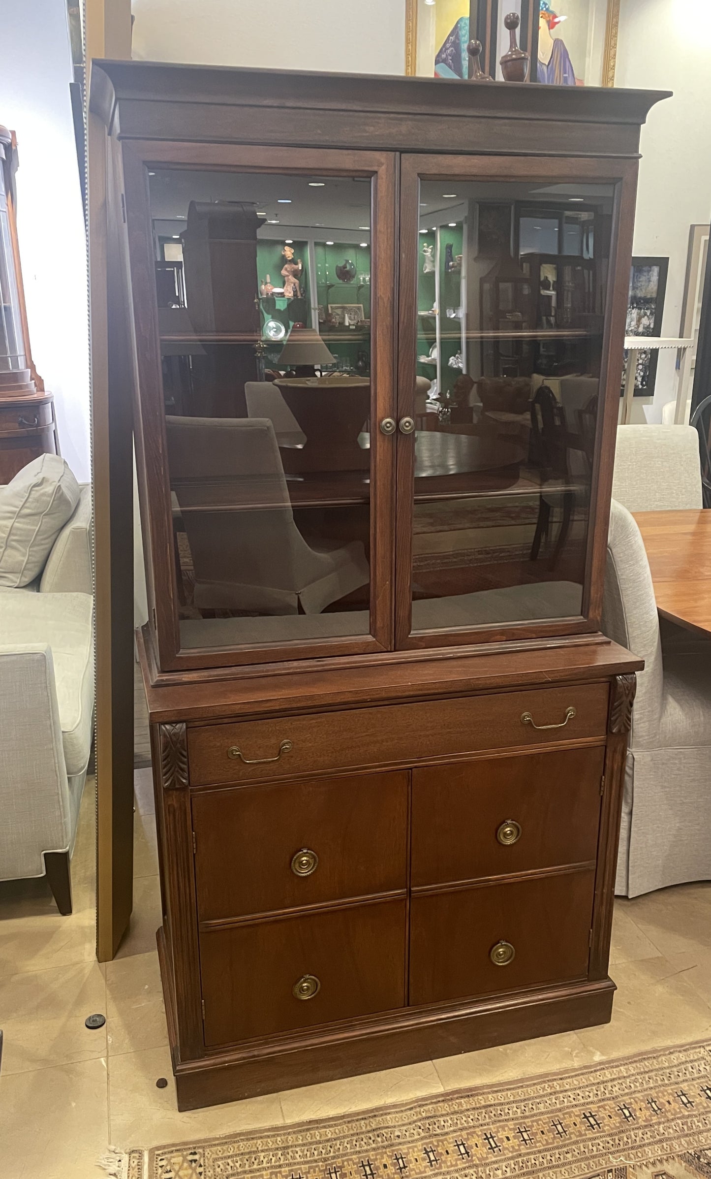 Vintage China/Display Cabinet, AS IS (0H2009)