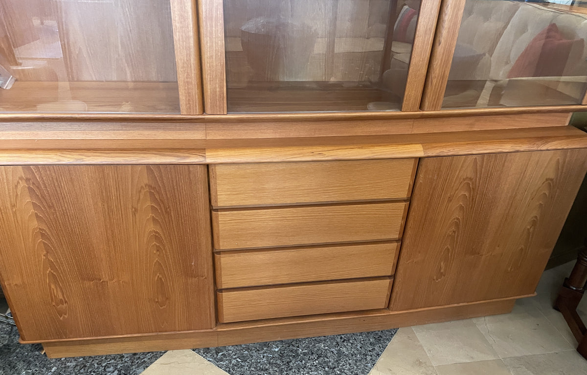 Nordic Furniture Danish Teak Sideboard/China Hutch (060007)