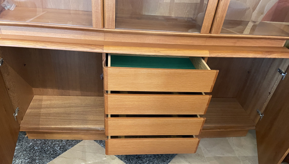 Nordic Furniture Danish Teak Sideboard/China Hutch (060007)