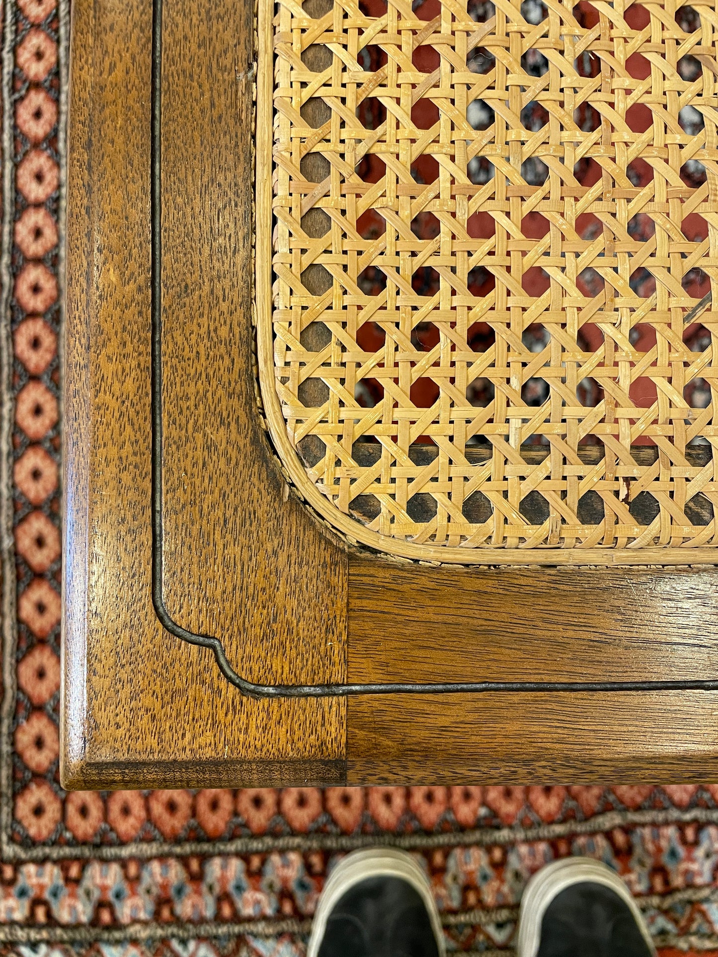 Caned Individual Bench (0ES00B)