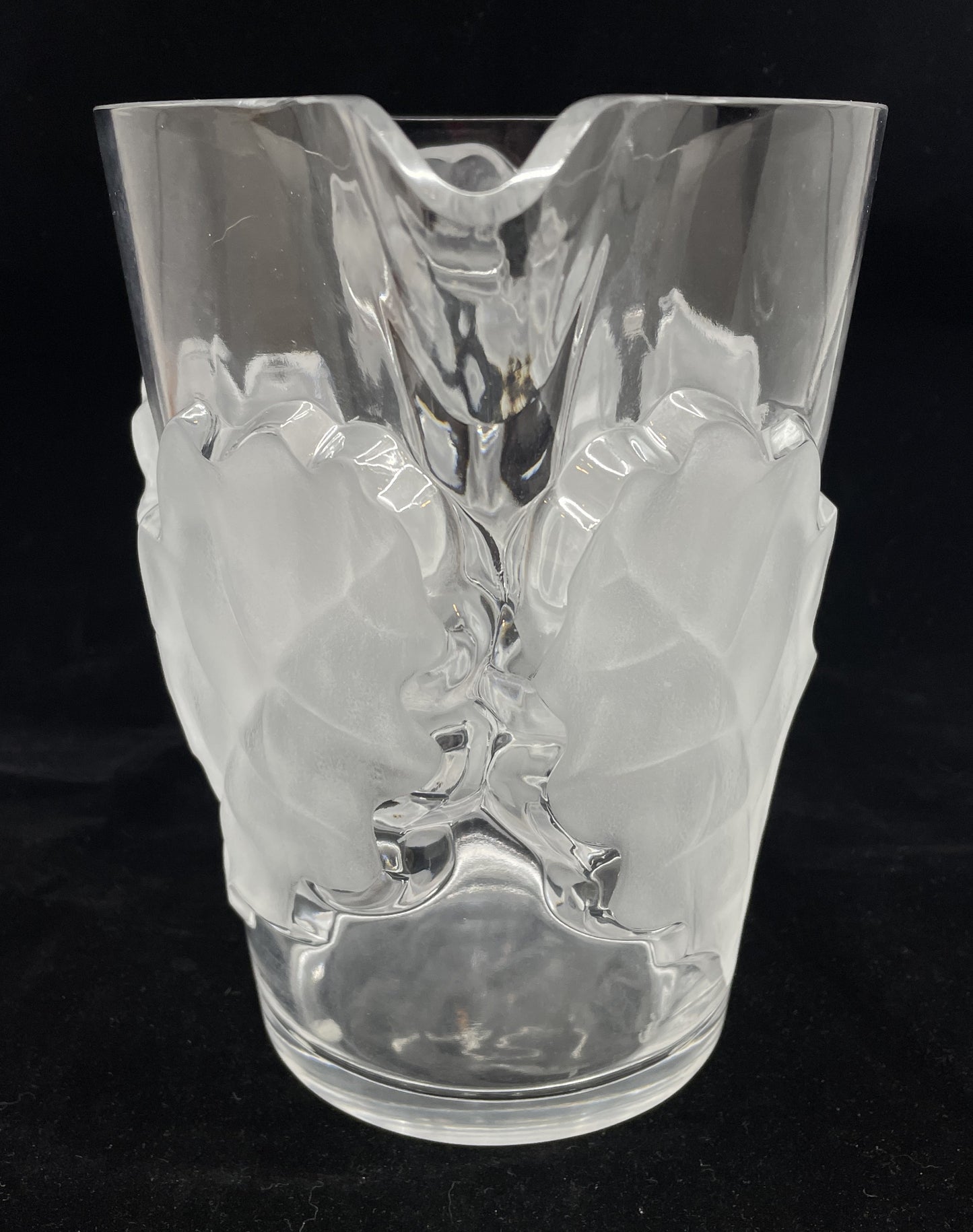 Lalique "Chene" Pitcher (0J8004)