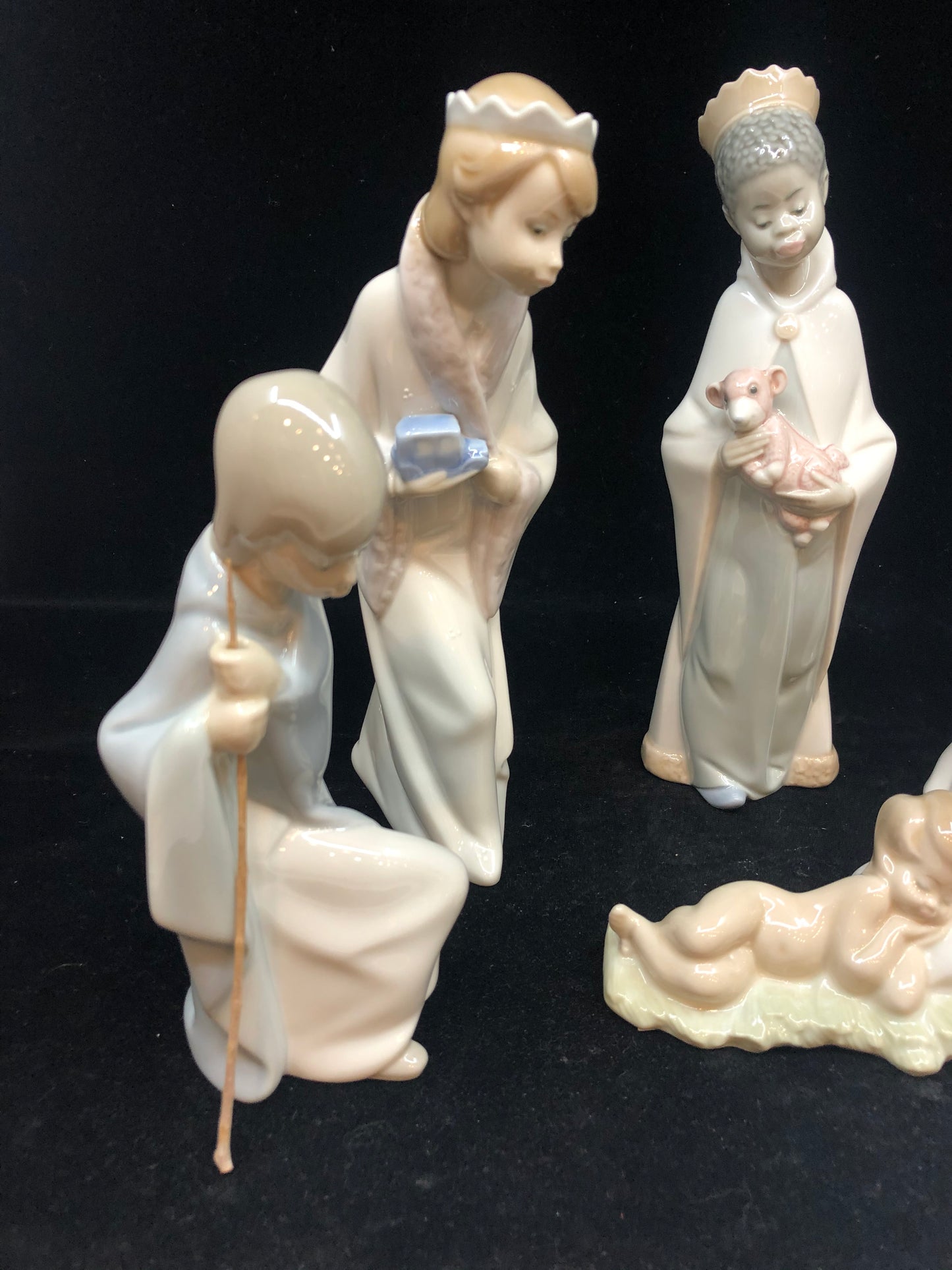 Lladro Childrens Nativity (Set of 6)