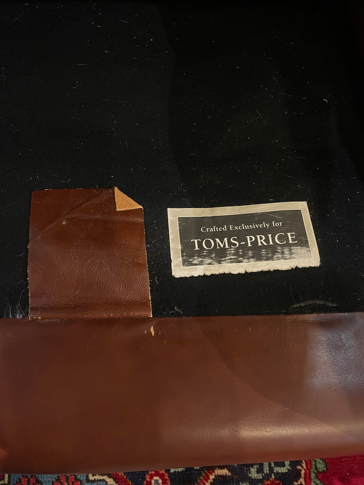 Tom's Price Leather Sofa, AS IS (0QO005)