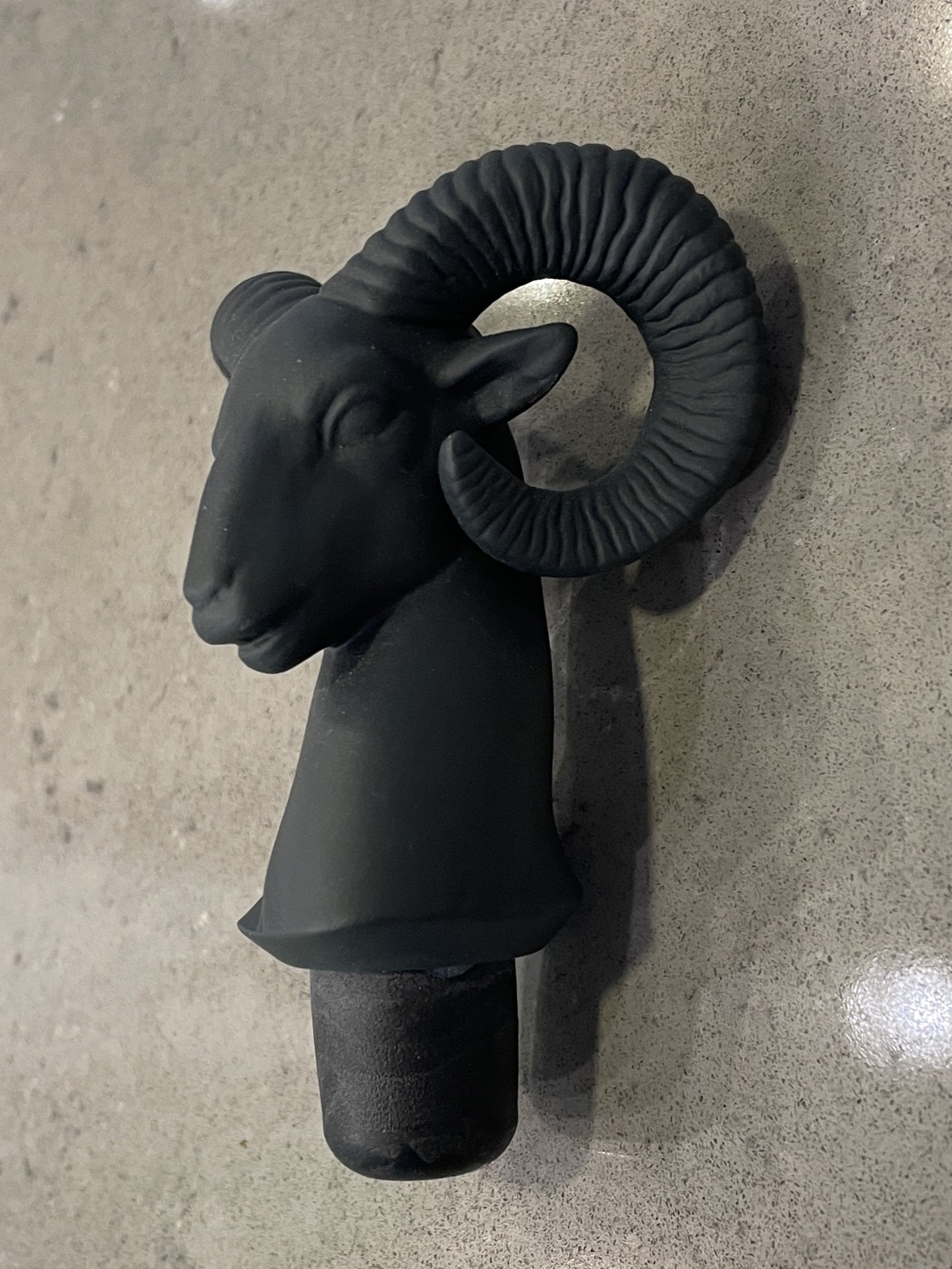 Lladro Re-Cyclos Bisque Ram Head Wine Stopper (CT127S)