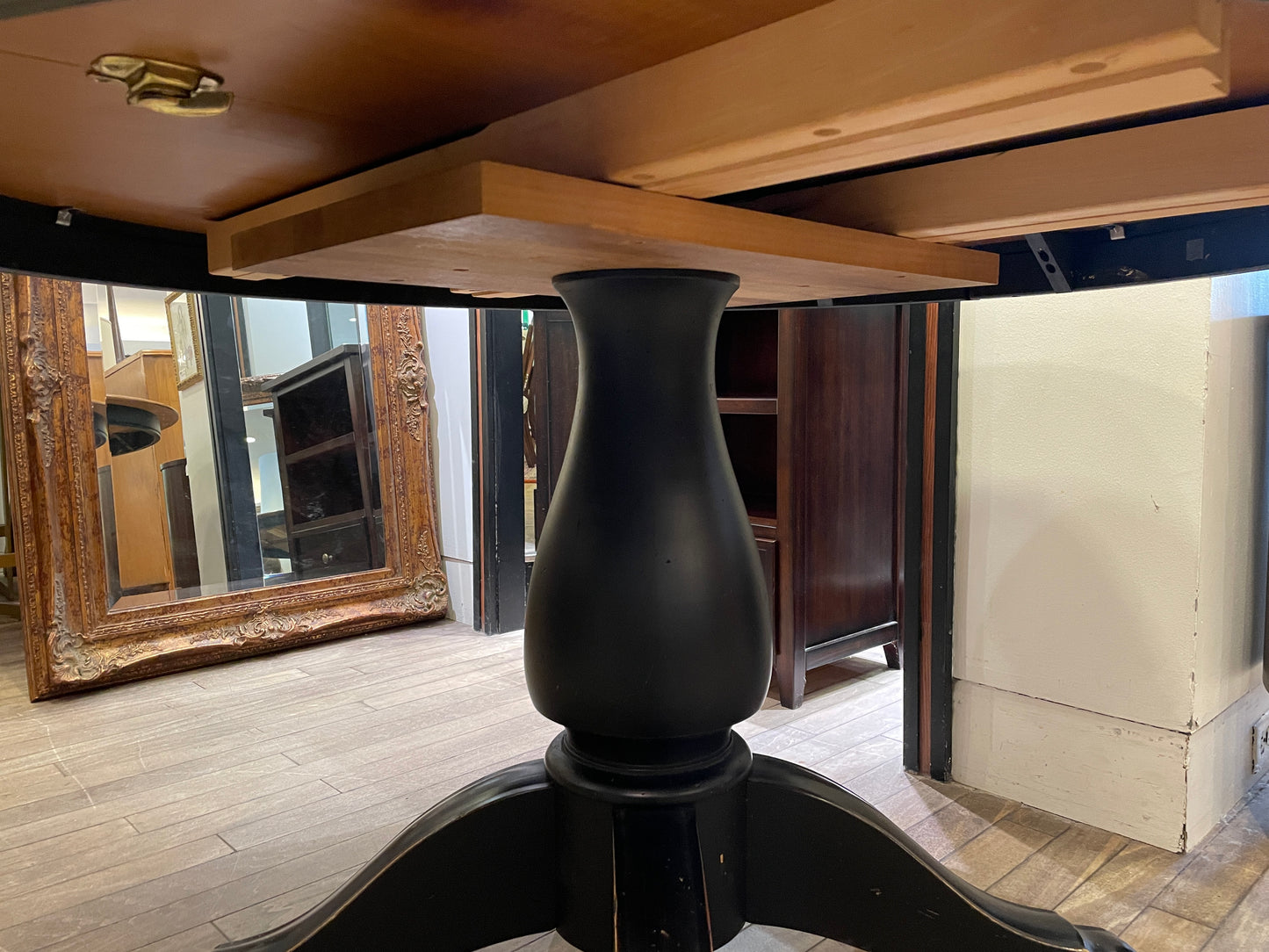 Ethan Allen Dual Tone Round Pedestal Dining Table, AS IS (0MX001)