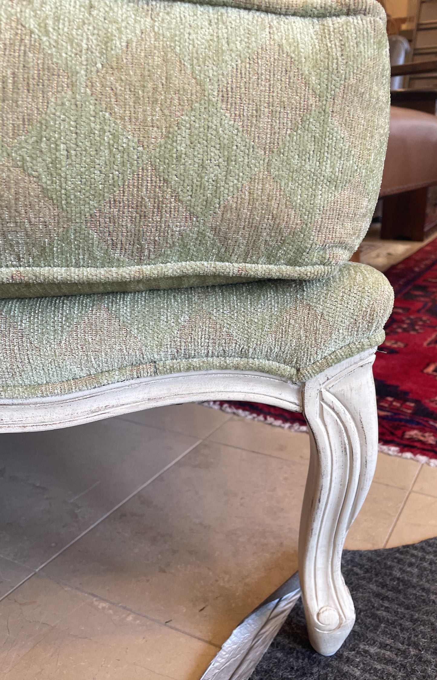 Harlequin Bergere Chair (0N1007)