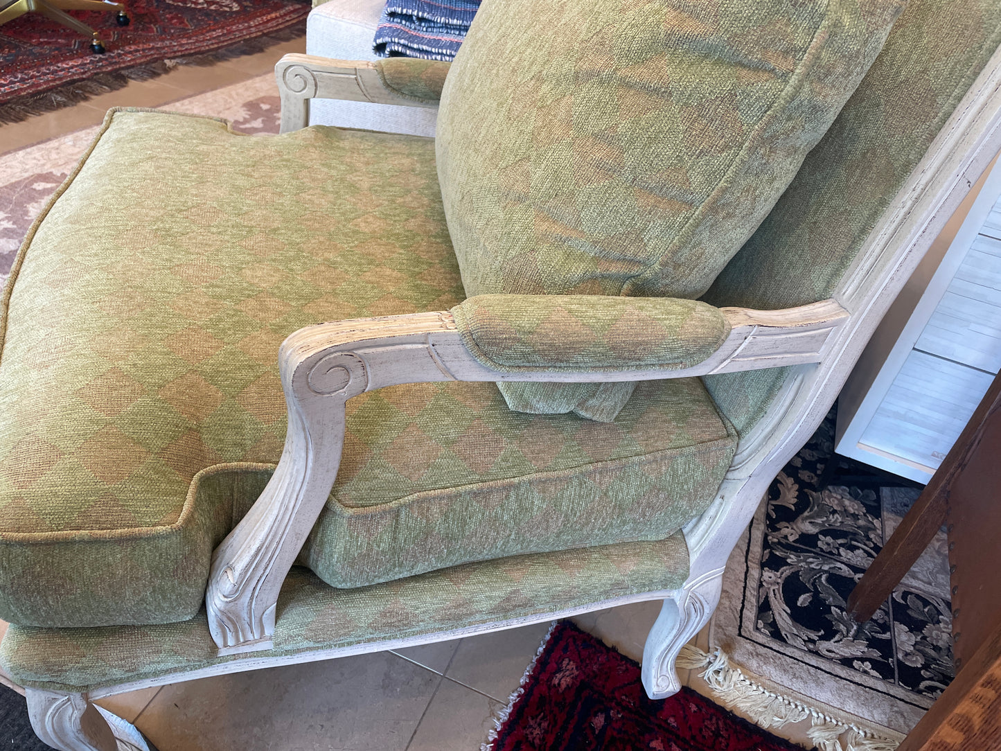 Harlequin Bergere Chair (0N1007)
