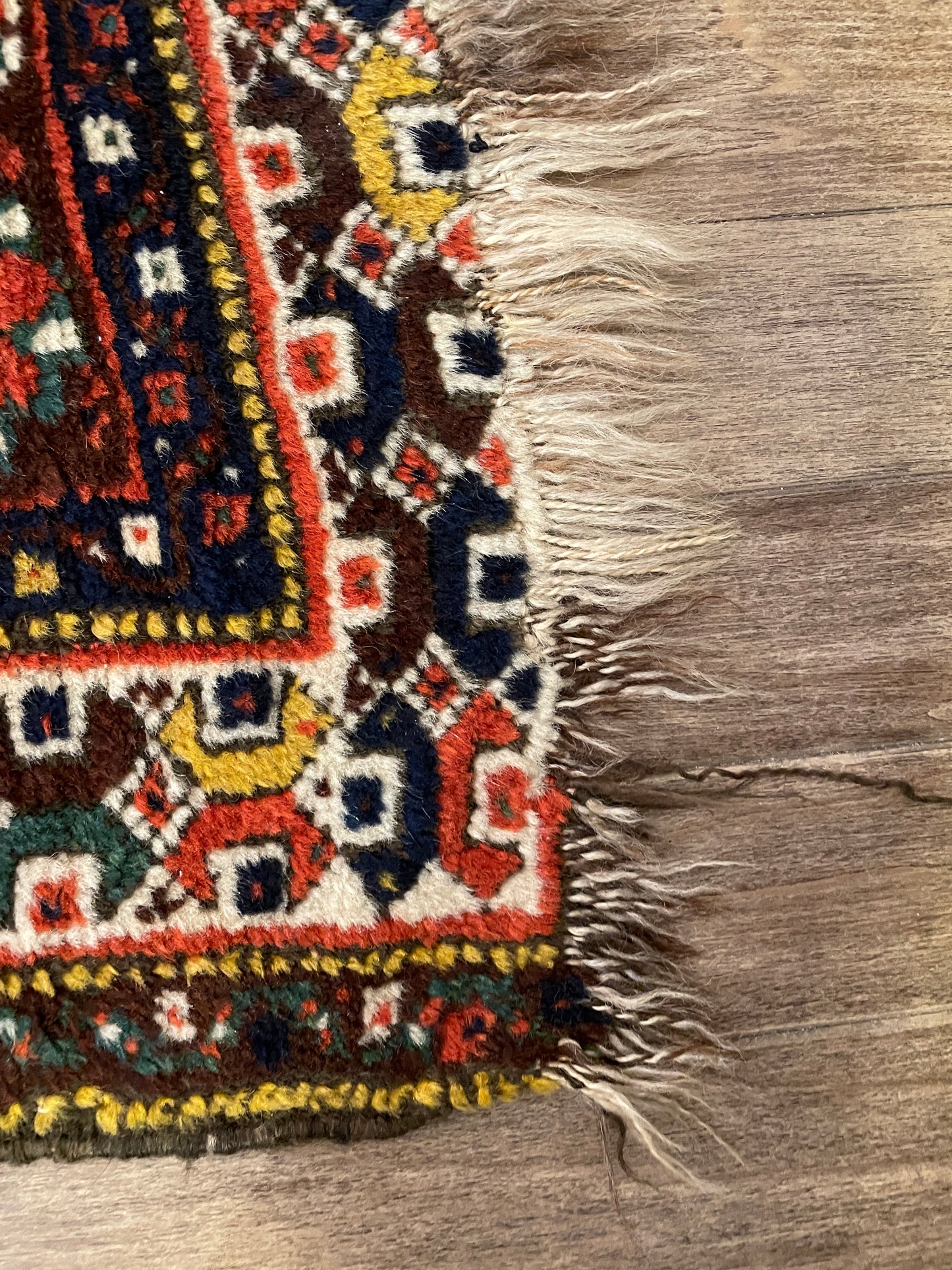 Turkish Rug approx 3x5 three central medallions (0EY005)