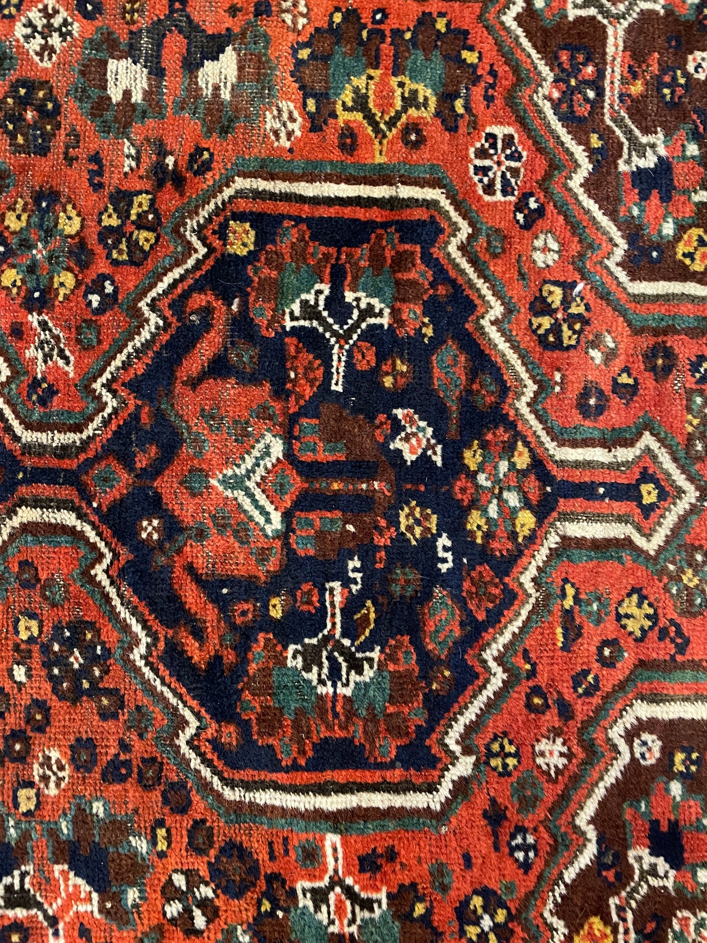 Turkish Rug approx 3x5 three central medallions (0EY005)