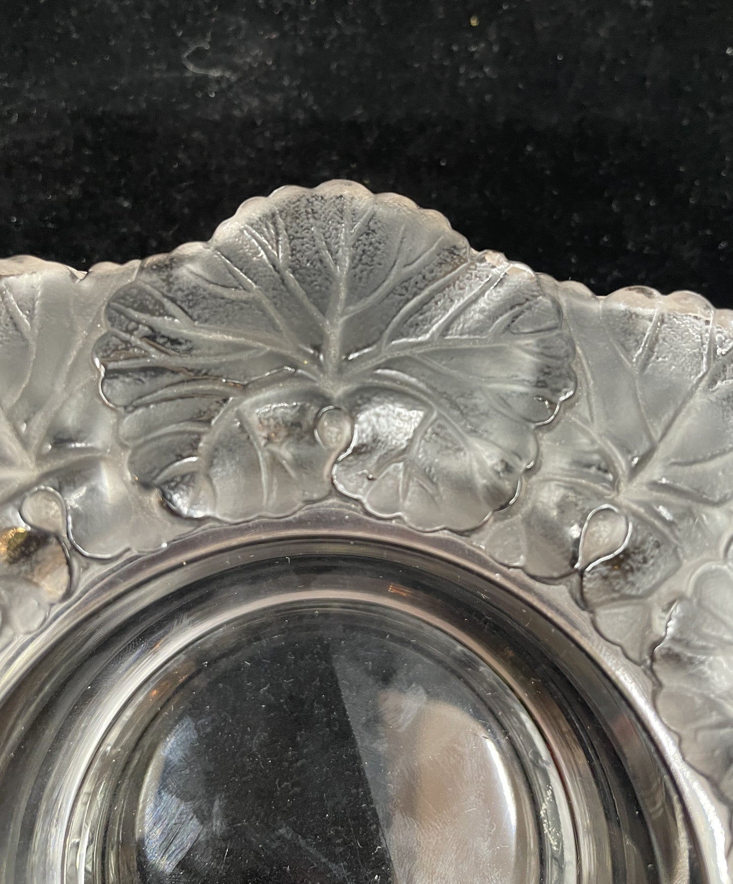 Lalique Honfleur Trinket/Votive Dish (0B500O)