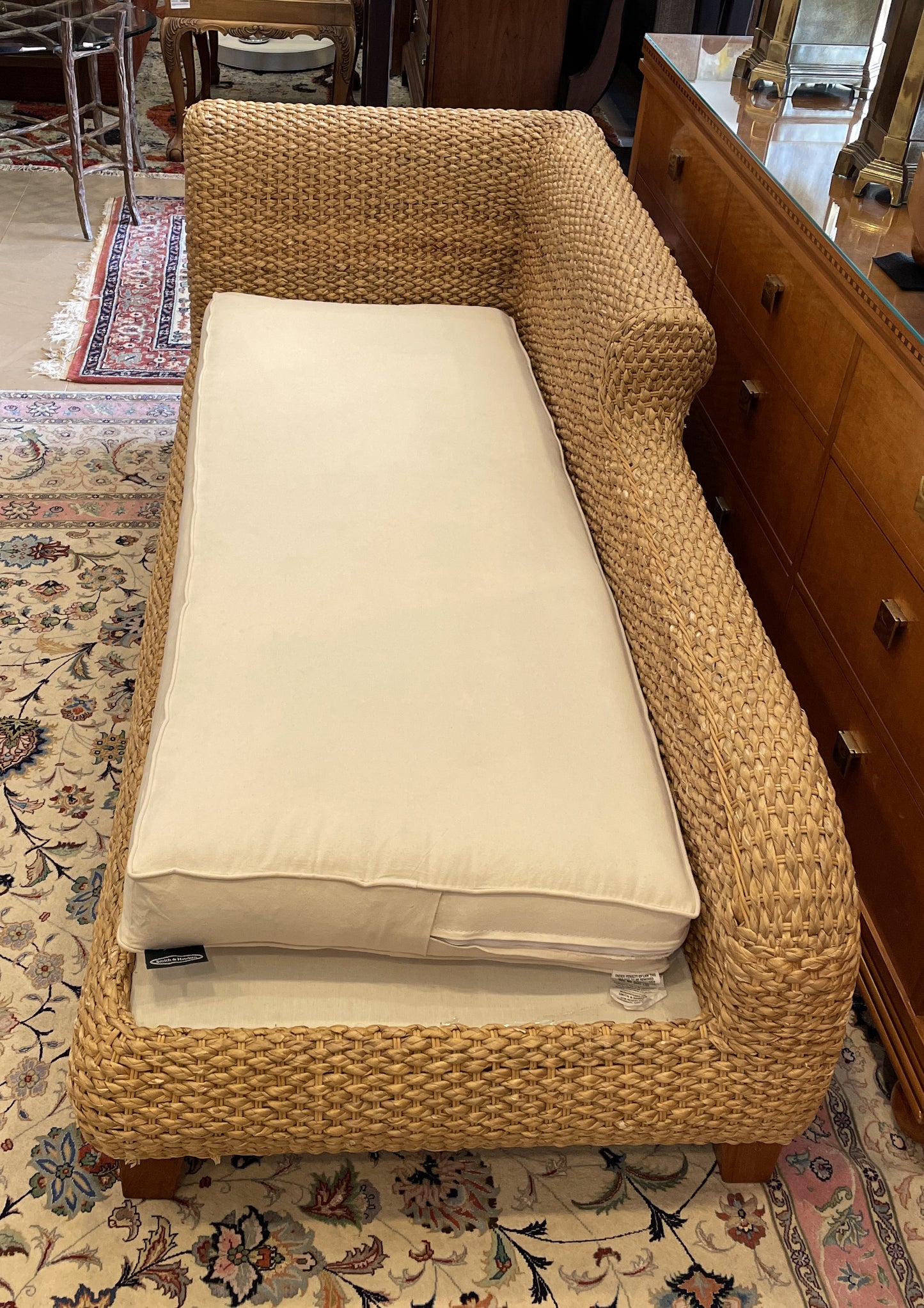 Smith and Hawken Raffia Chaise Lounge (0EU001)