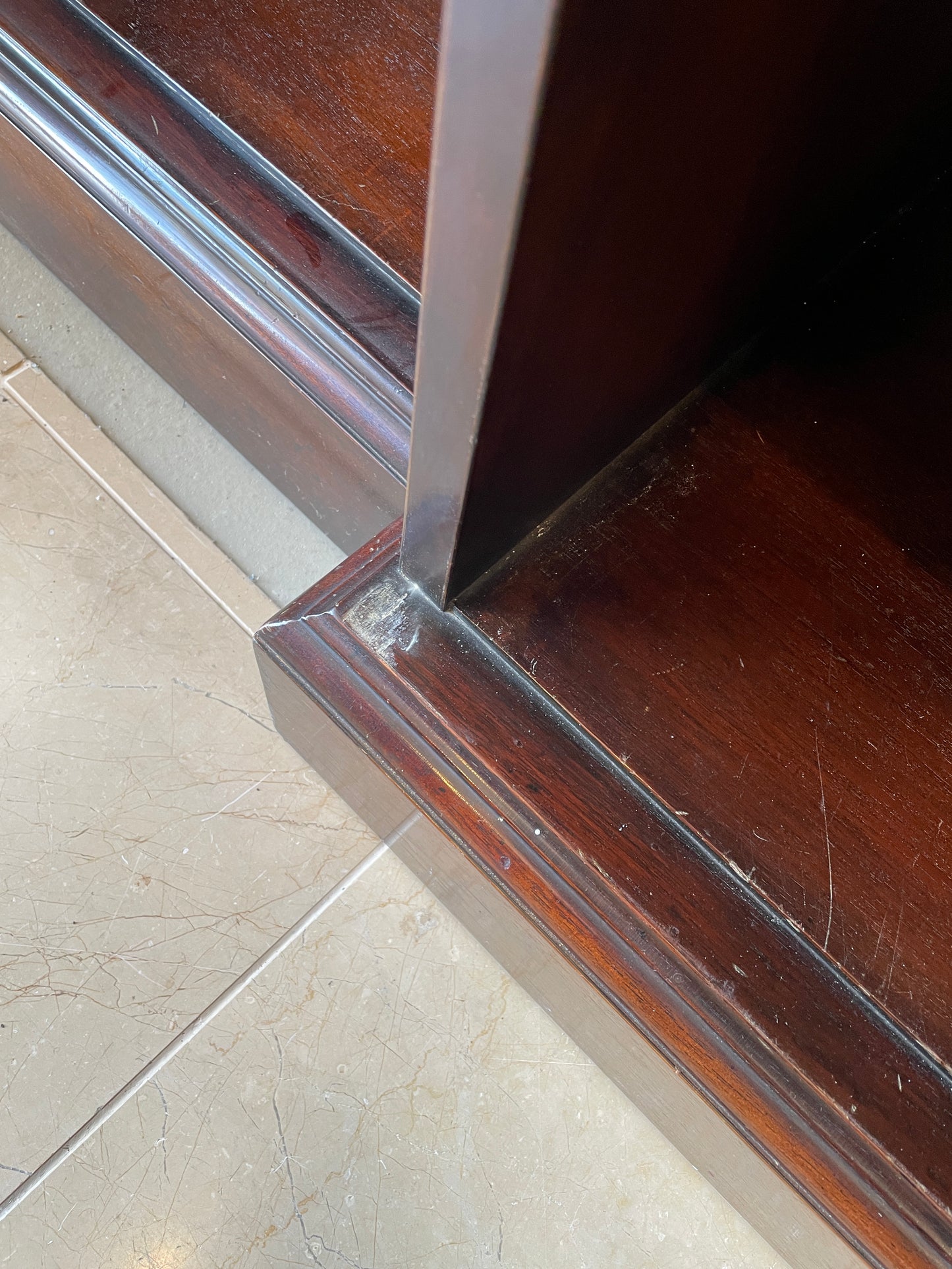 Baker Georgian Breakfront with 2 keys, AS IS (0J9001)