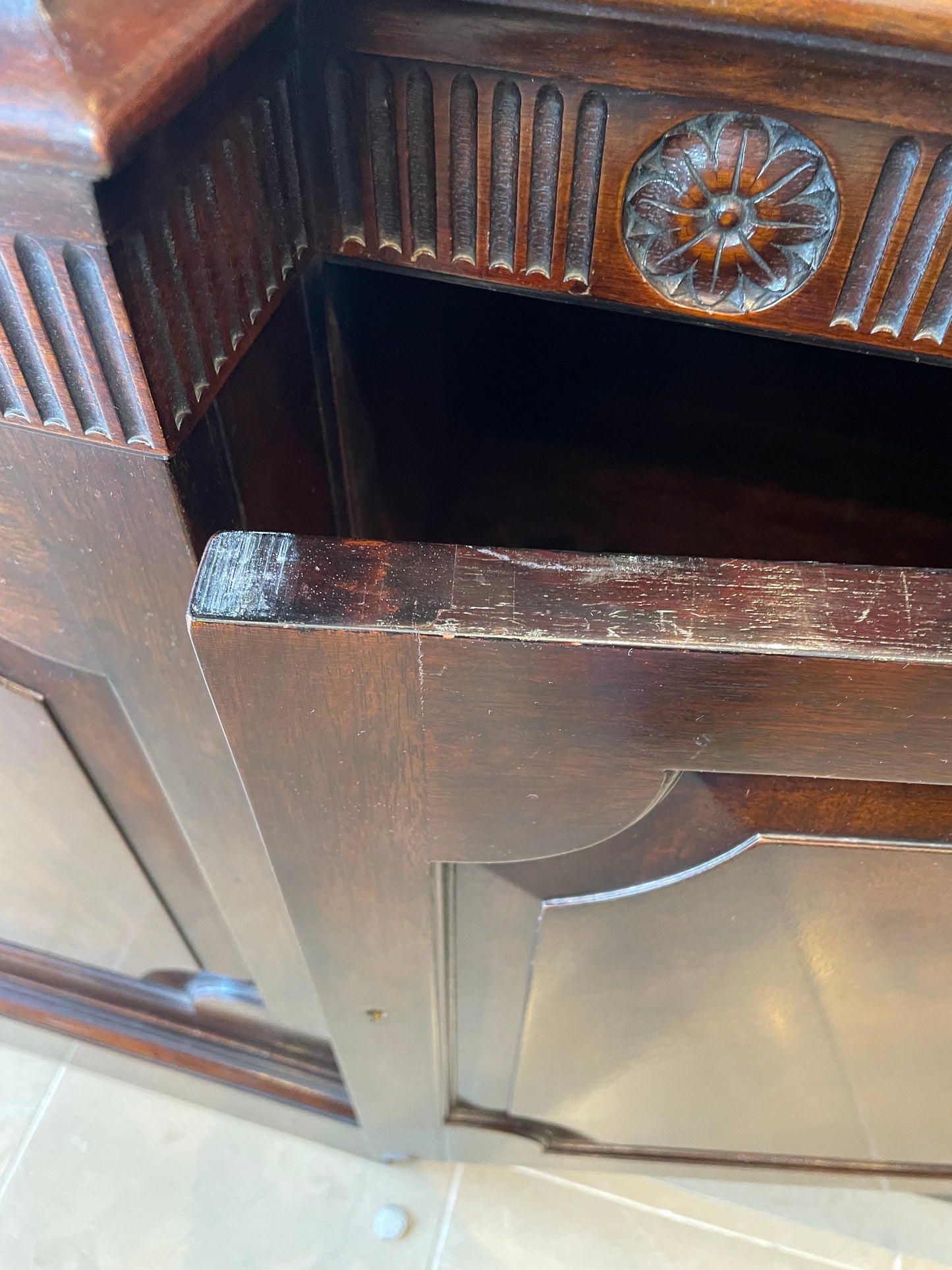 Baker Georgian Breakfront with 2 keys, AS IS (0J9001)