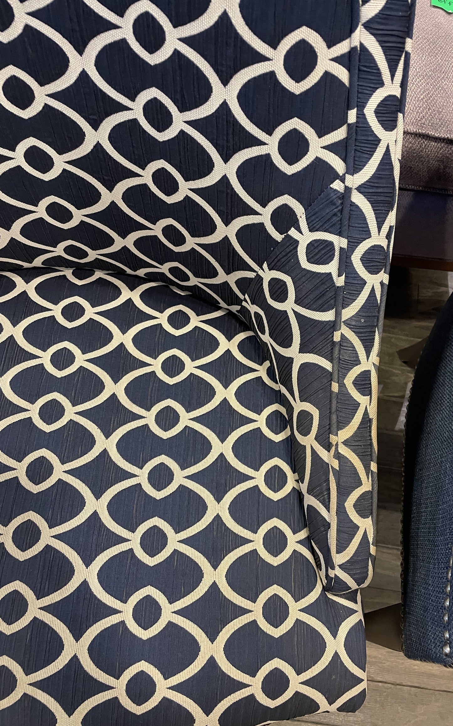 Century Primary Dining Chairs in Blue and White, a pair AS IS (0N400I)