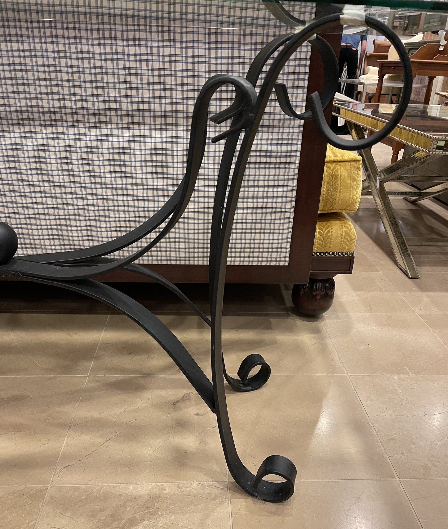 Black Iron Console Table with Glass Top (0HU00G)