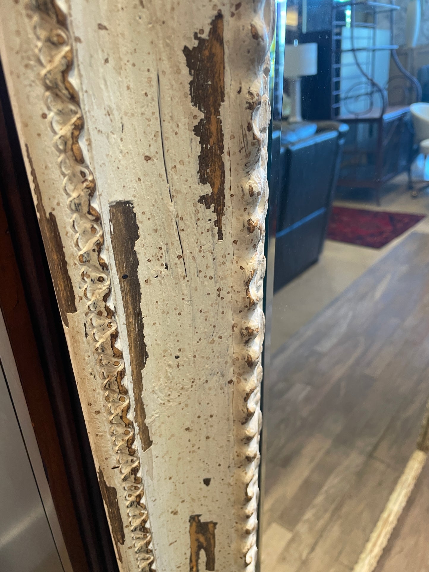 White Shabby Chic Oversized Mirror (0N200V)