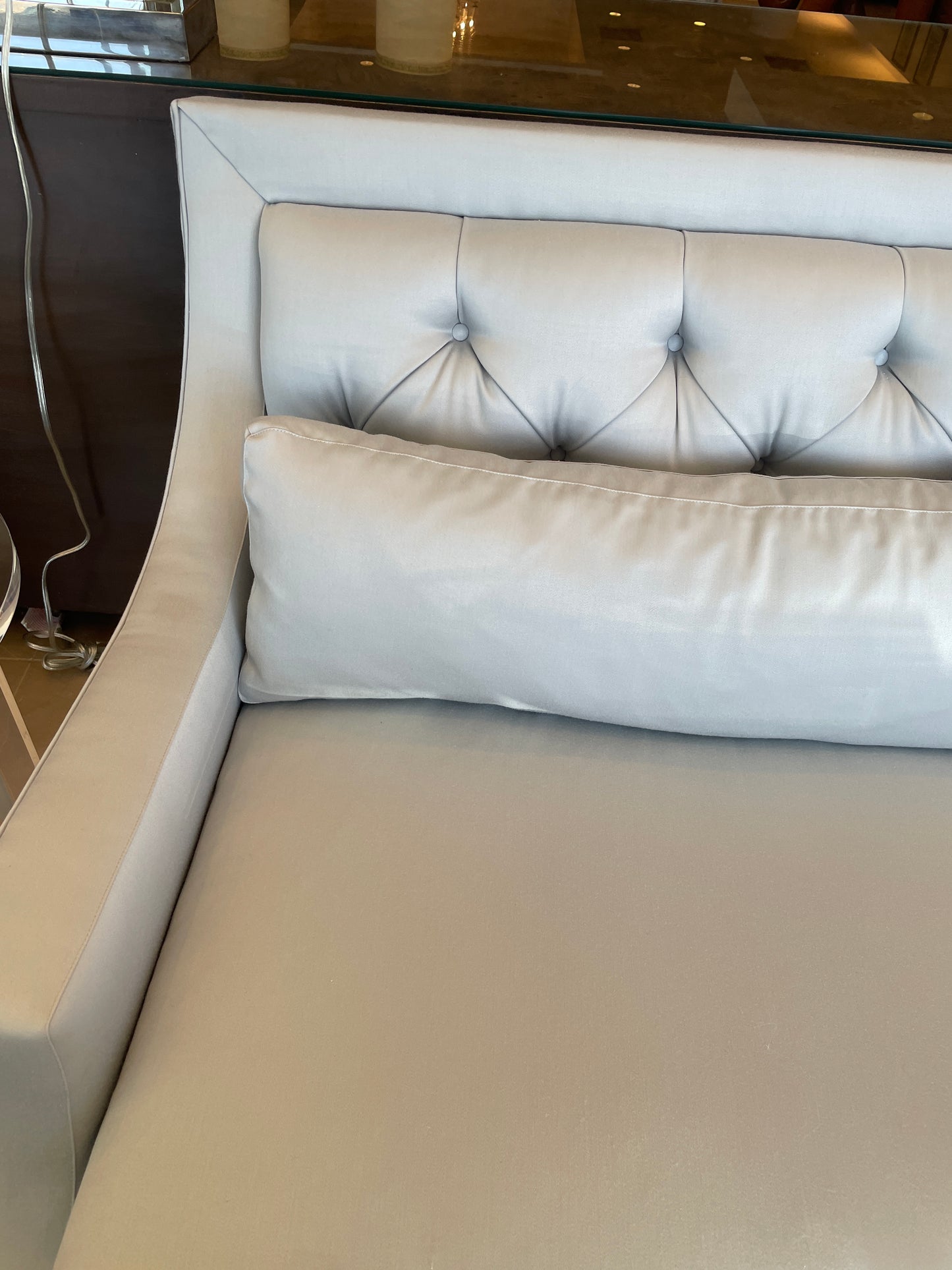 Baker Thomas Pheasant "Max" Tufted Sofa (0N0001)