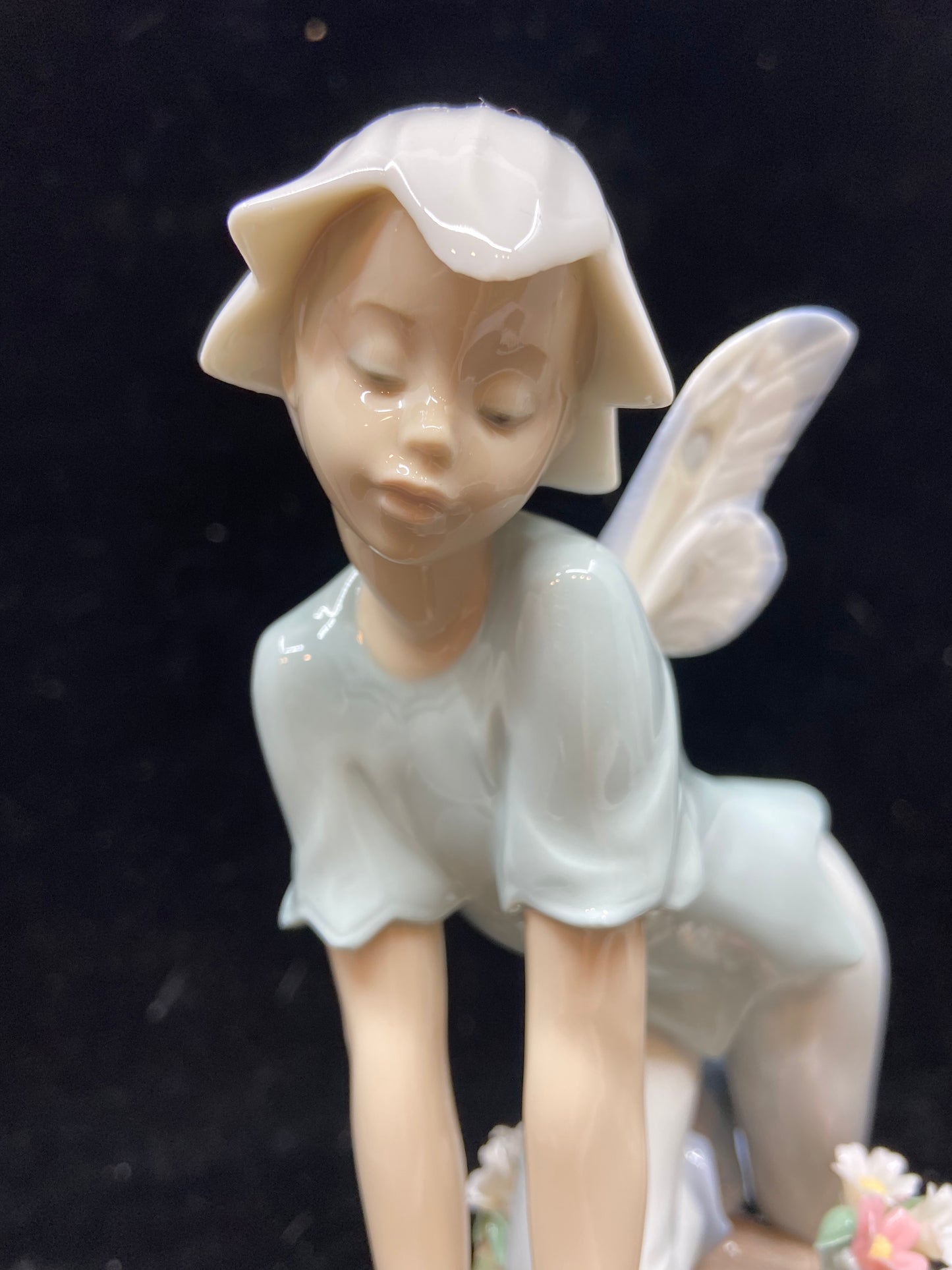 Lladro #7690 Prince of the Elves (26412)