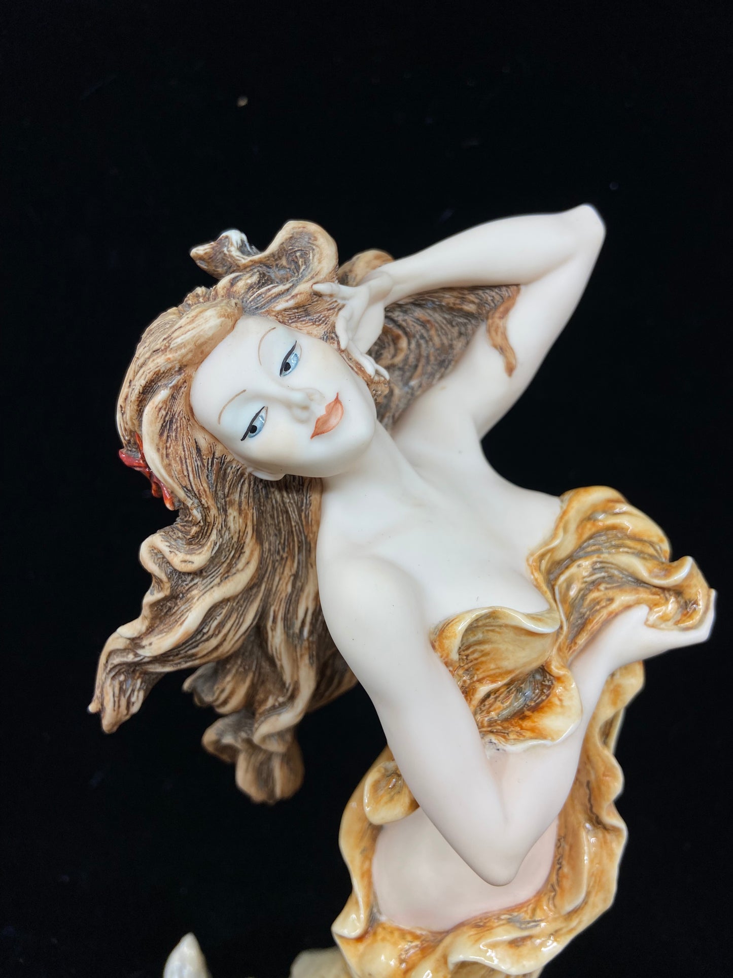 G. Armani "Summer Dreaming" Porcelain Figurine (26414)