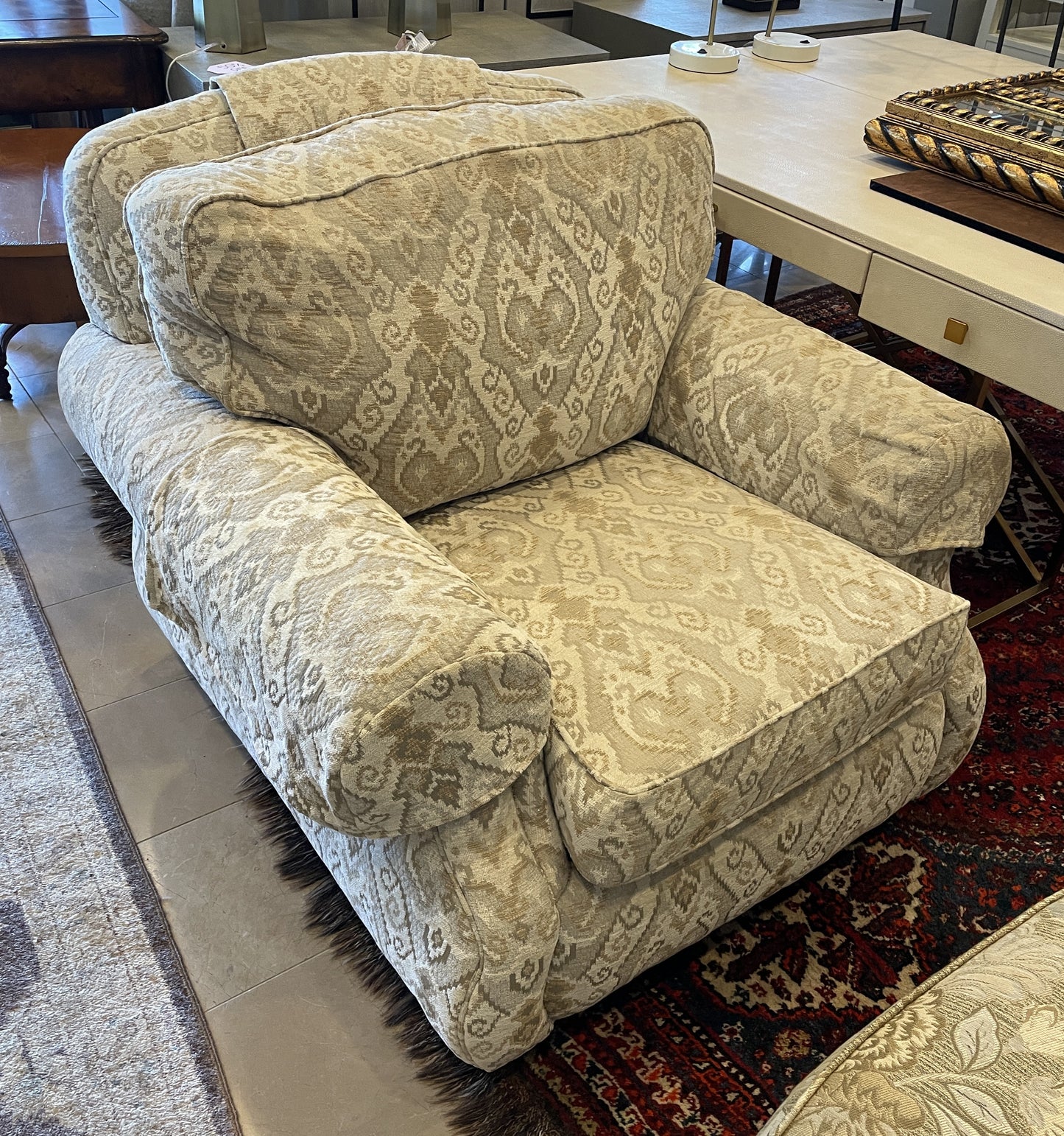 Hancock and Moore Oversized "September" Chair (0N6003)