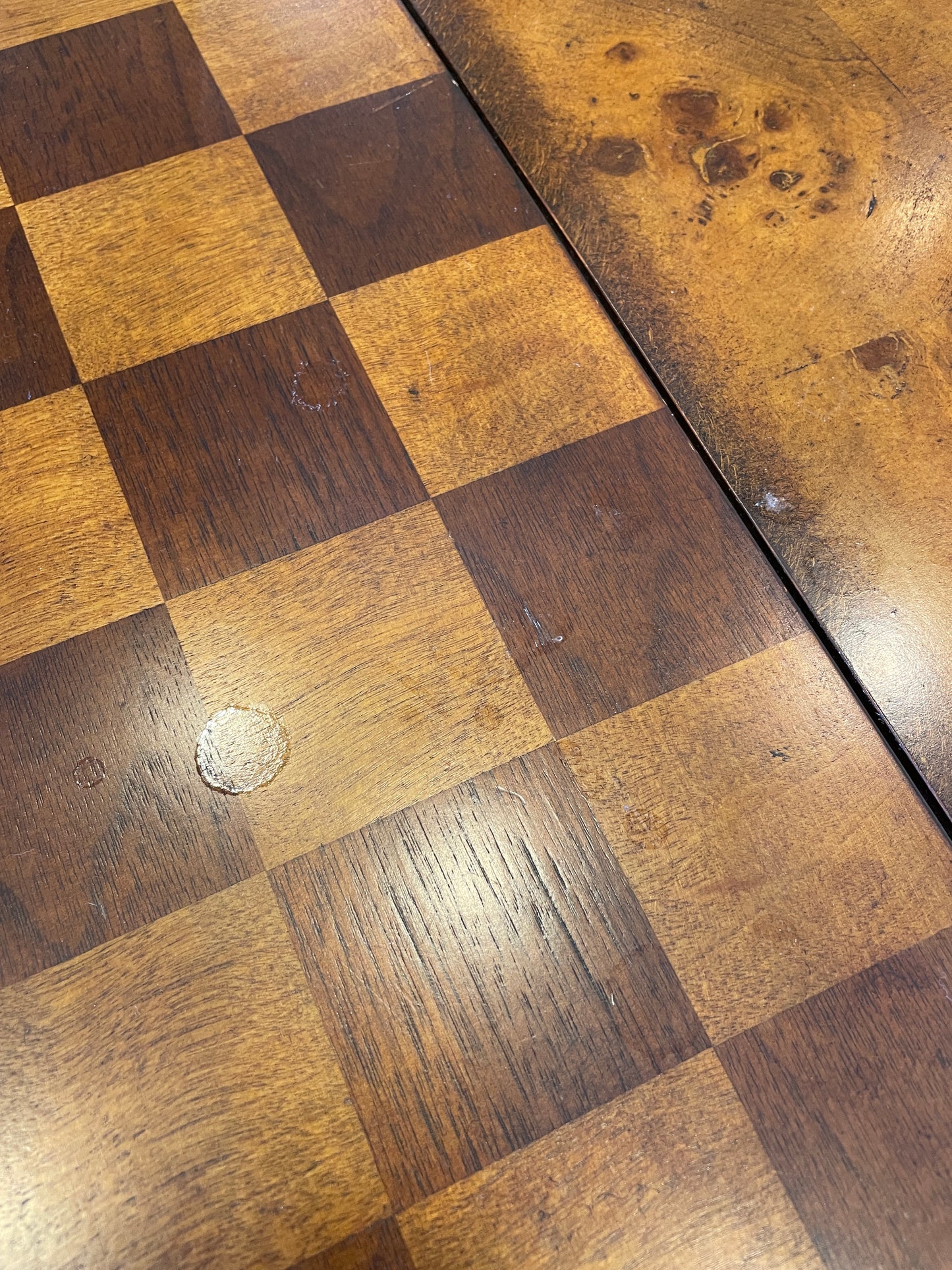 Walter E Smithe Chess Table AS IS (0N5002)