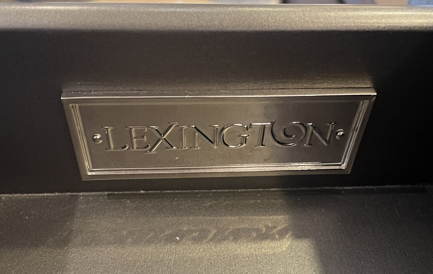 Lexington "Ariana" Dresser in Silver Finish (0IV00D)