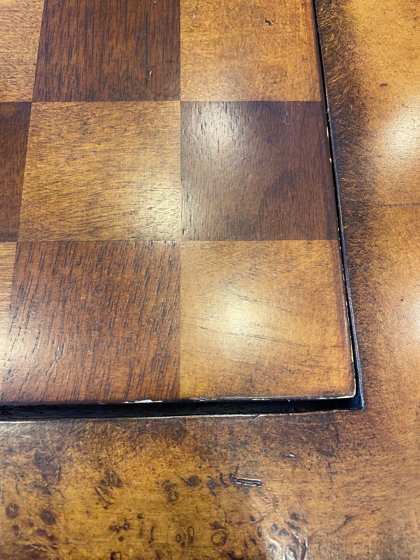 Walter E Smithe Chess Table AS IS (0N5002)