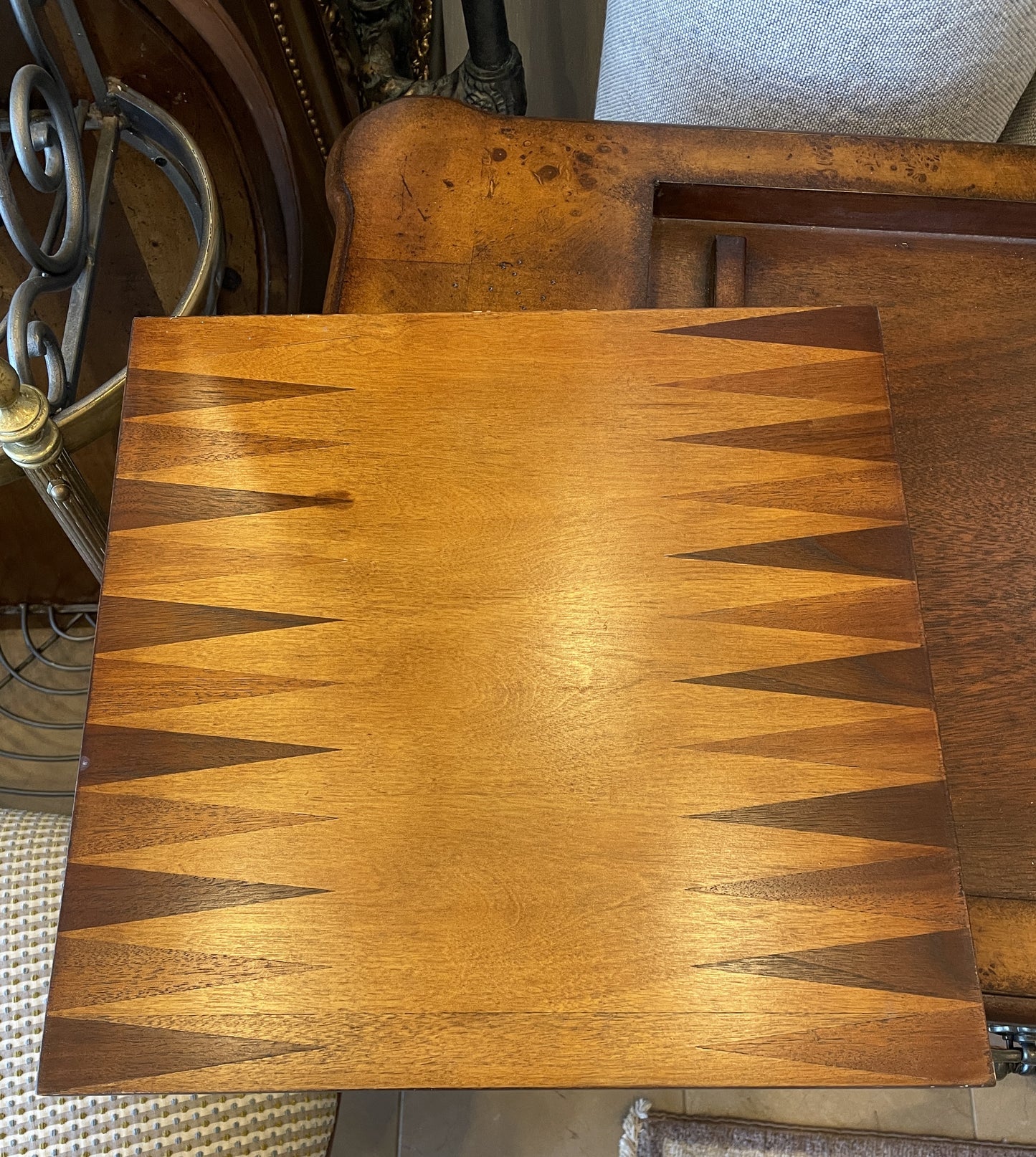 Walter E Smithe Chess Table AS IS (0N5002)