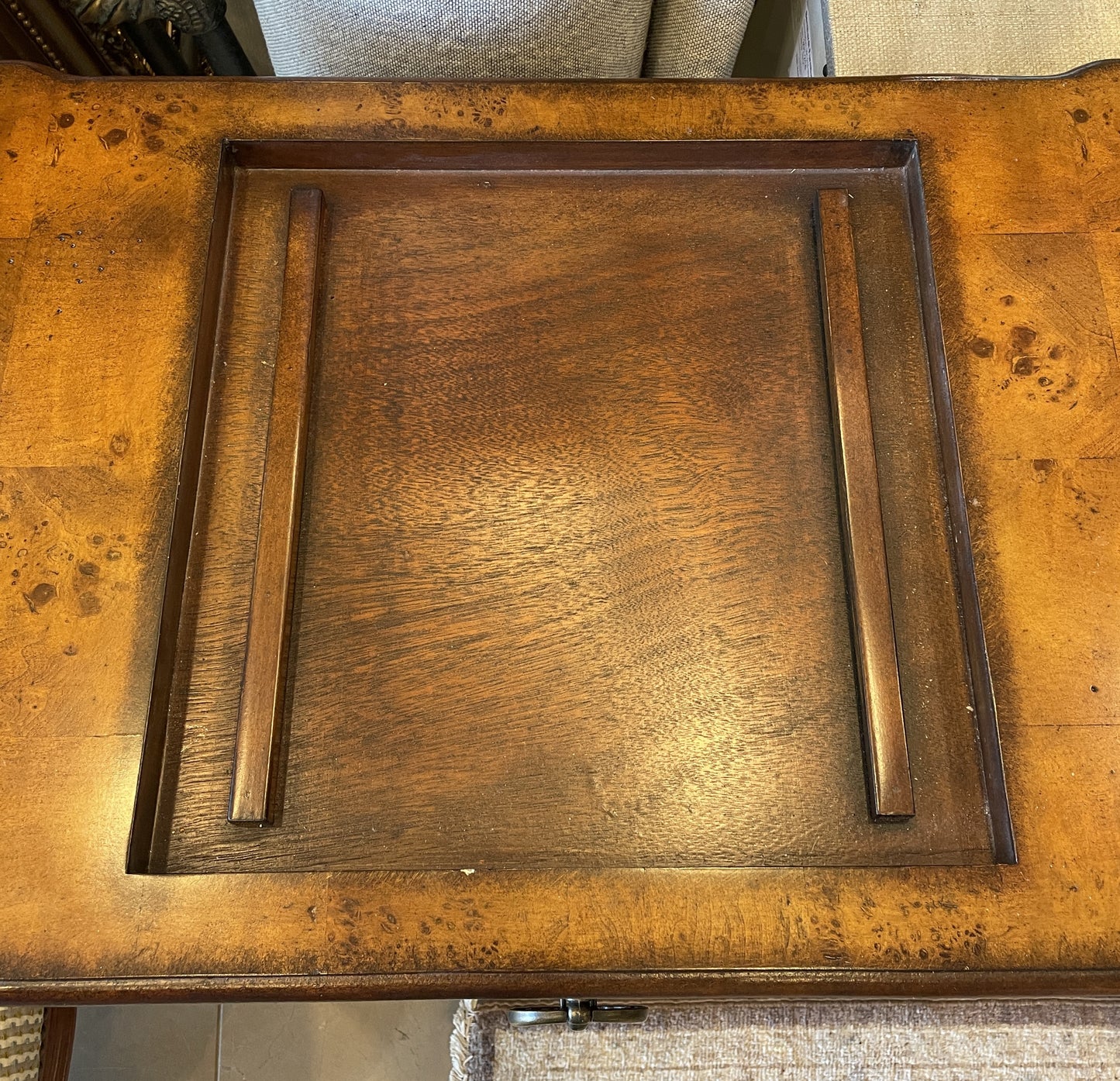 Walter E Smithe Chess Table AS IS (0N5002)