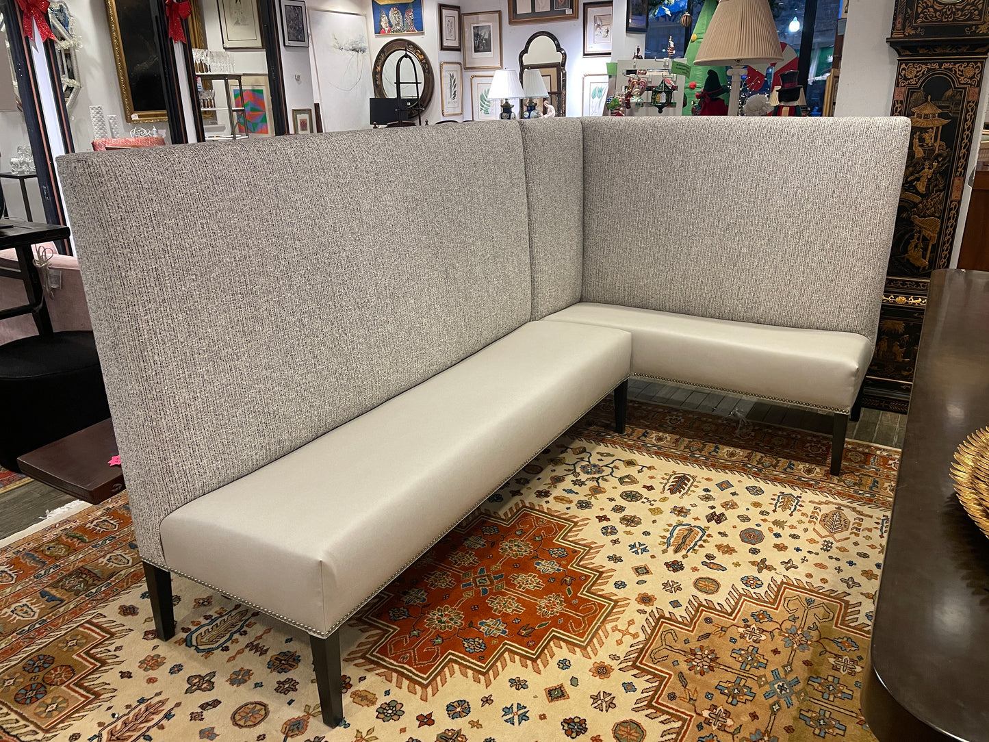 Custom Banquette, two section (0JC00B)