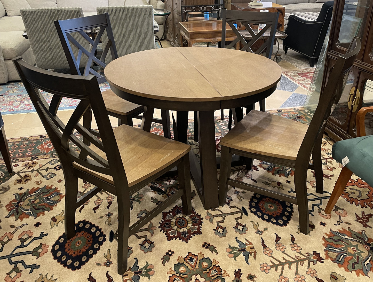 Harper Dining Table and 4 chairs, BRAND NEW (0KK00E)
