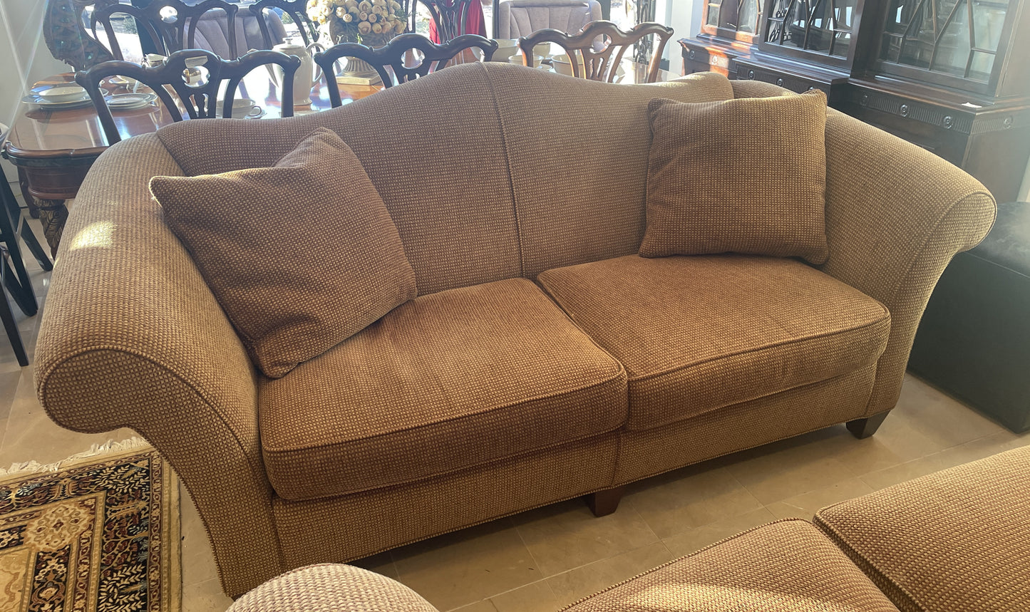 Stickley Camelback Loveseat (0JP001)
