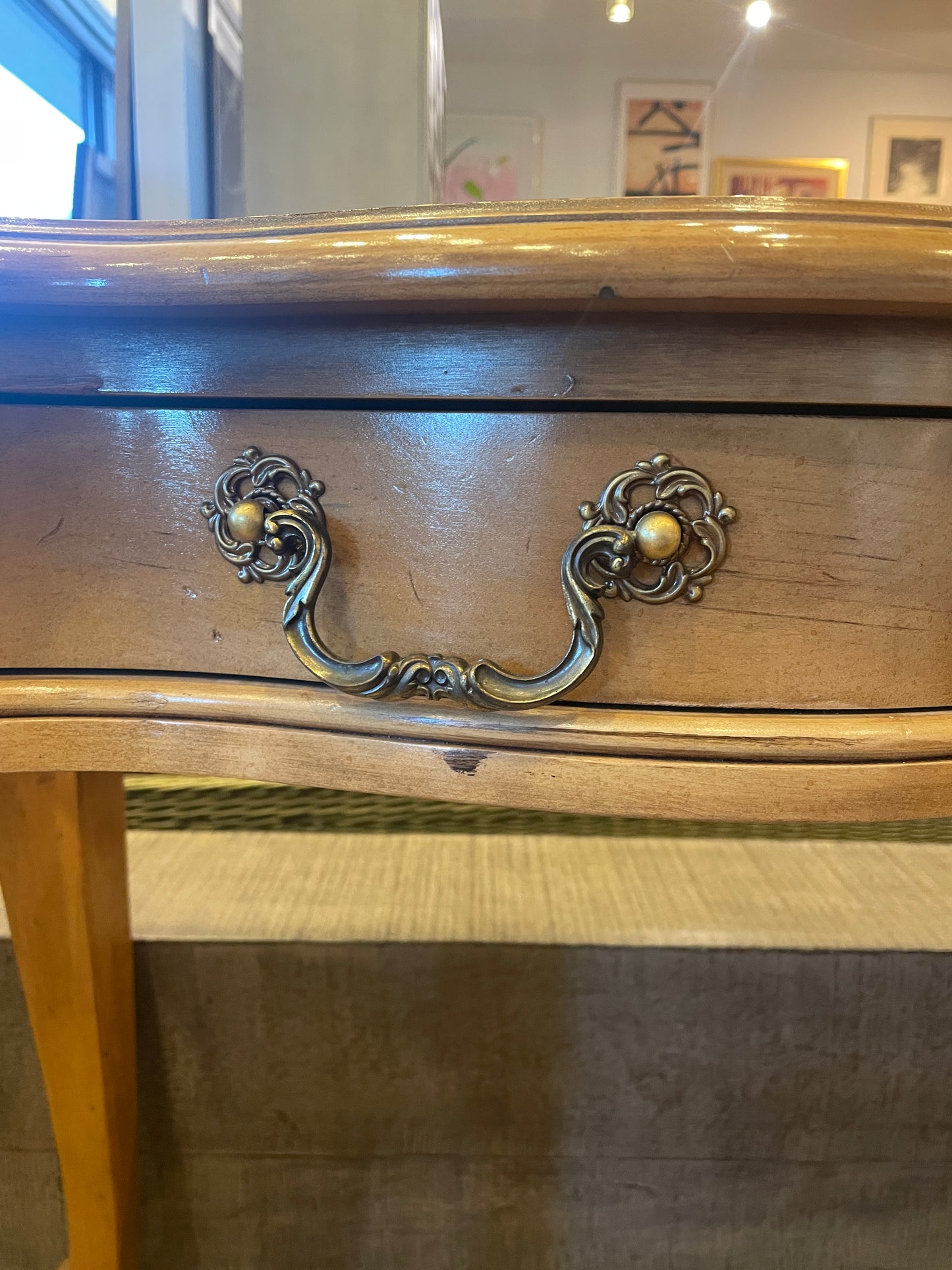 Century Maple Console (0JN004)