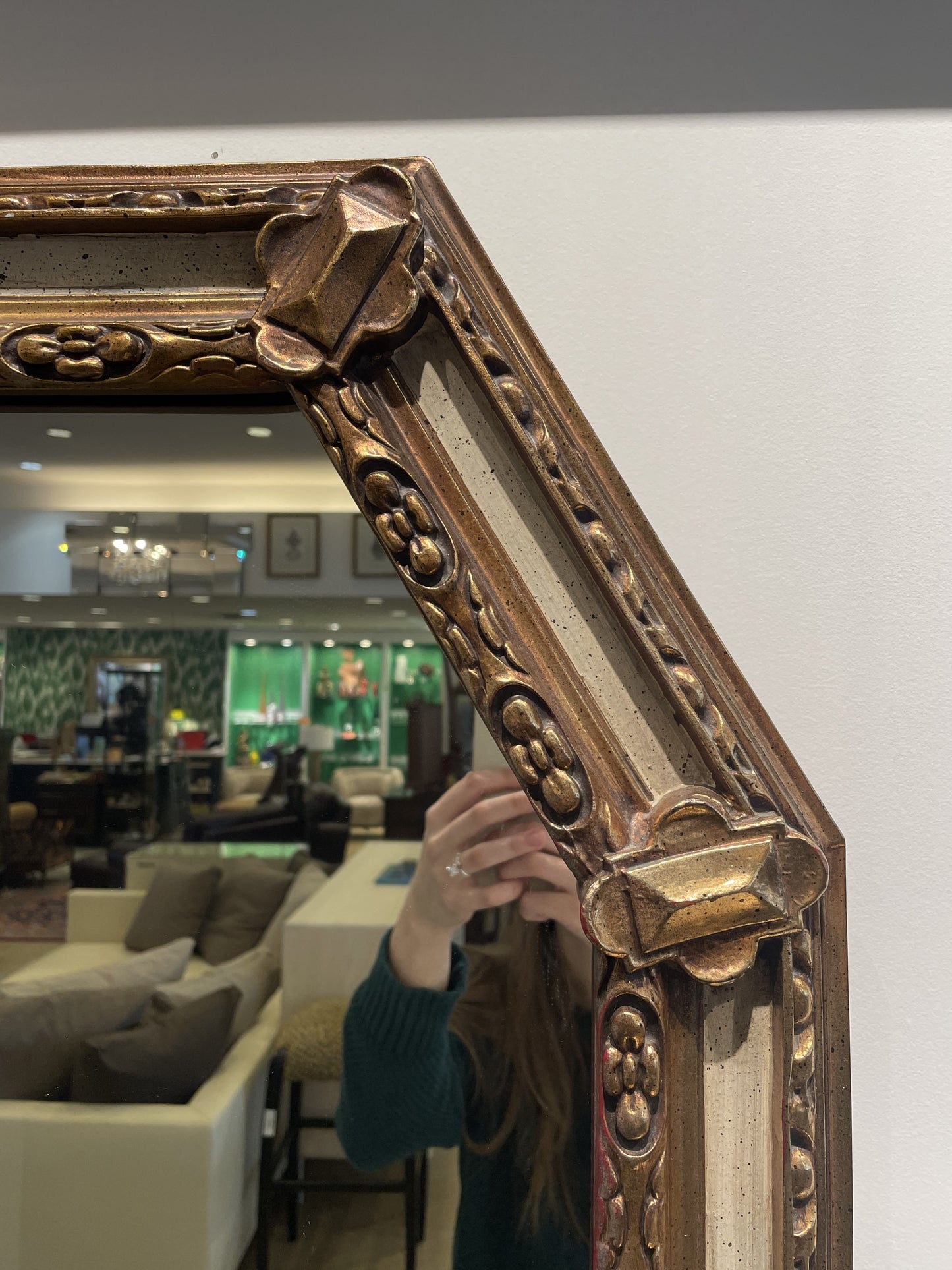 Hollywood Regency Style Mirror (01D006)