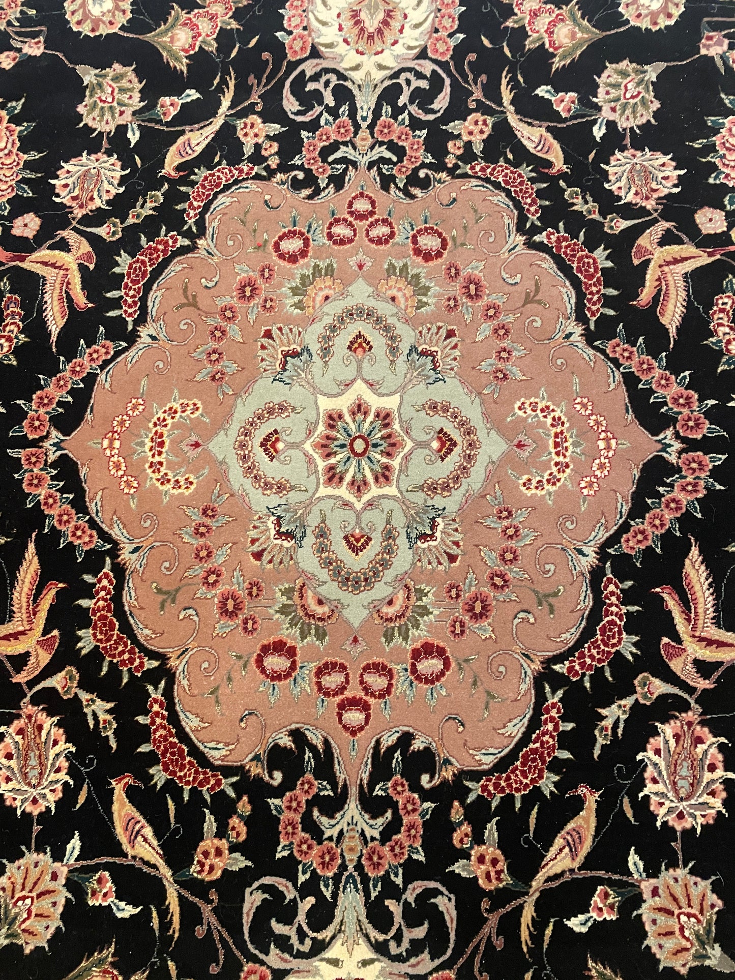 Hand Knotted Wool Tabriz Rug with birds (Approx. 8.5x11) (0JQ00C)