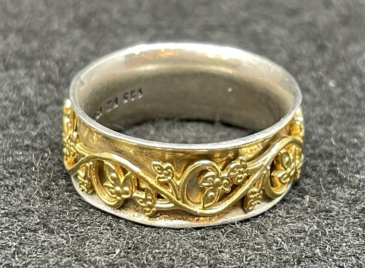 Israeli Spinner Ring (01401A)