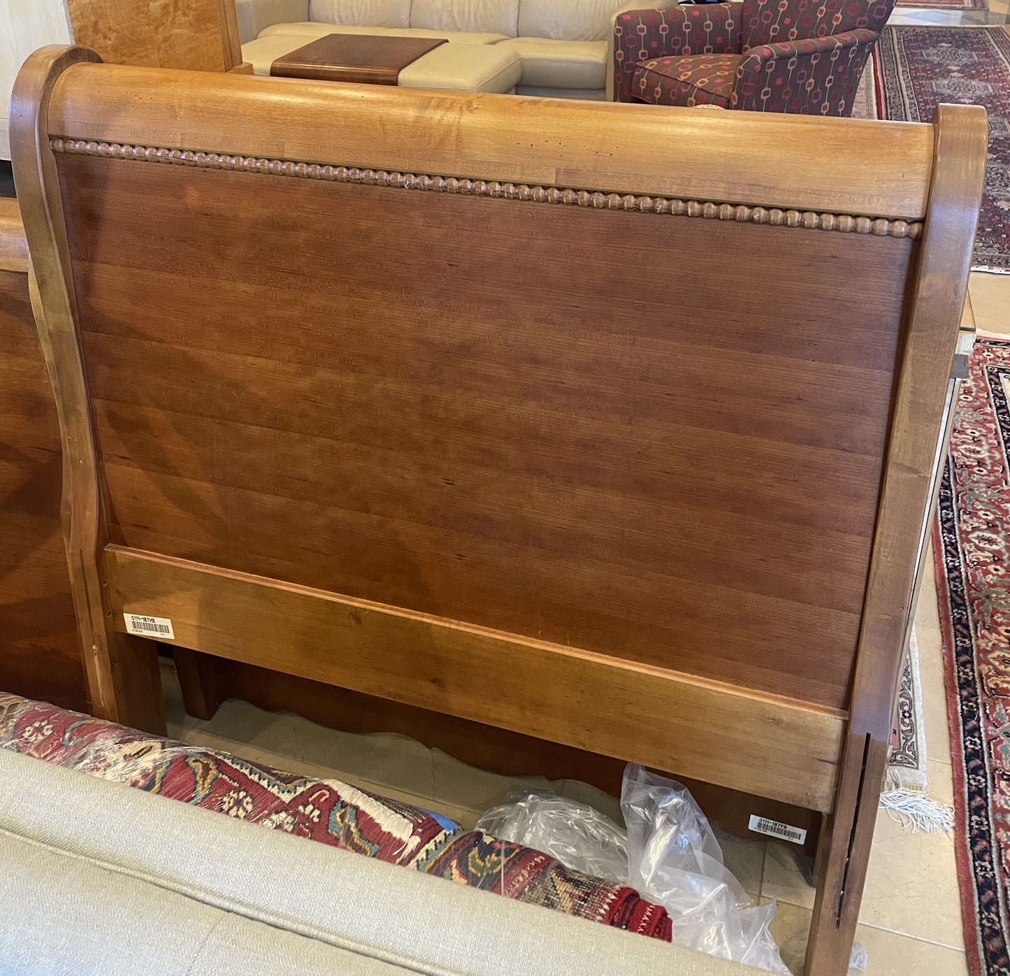 Lexington Maple Twin Beds, Set of Two (0F8007)