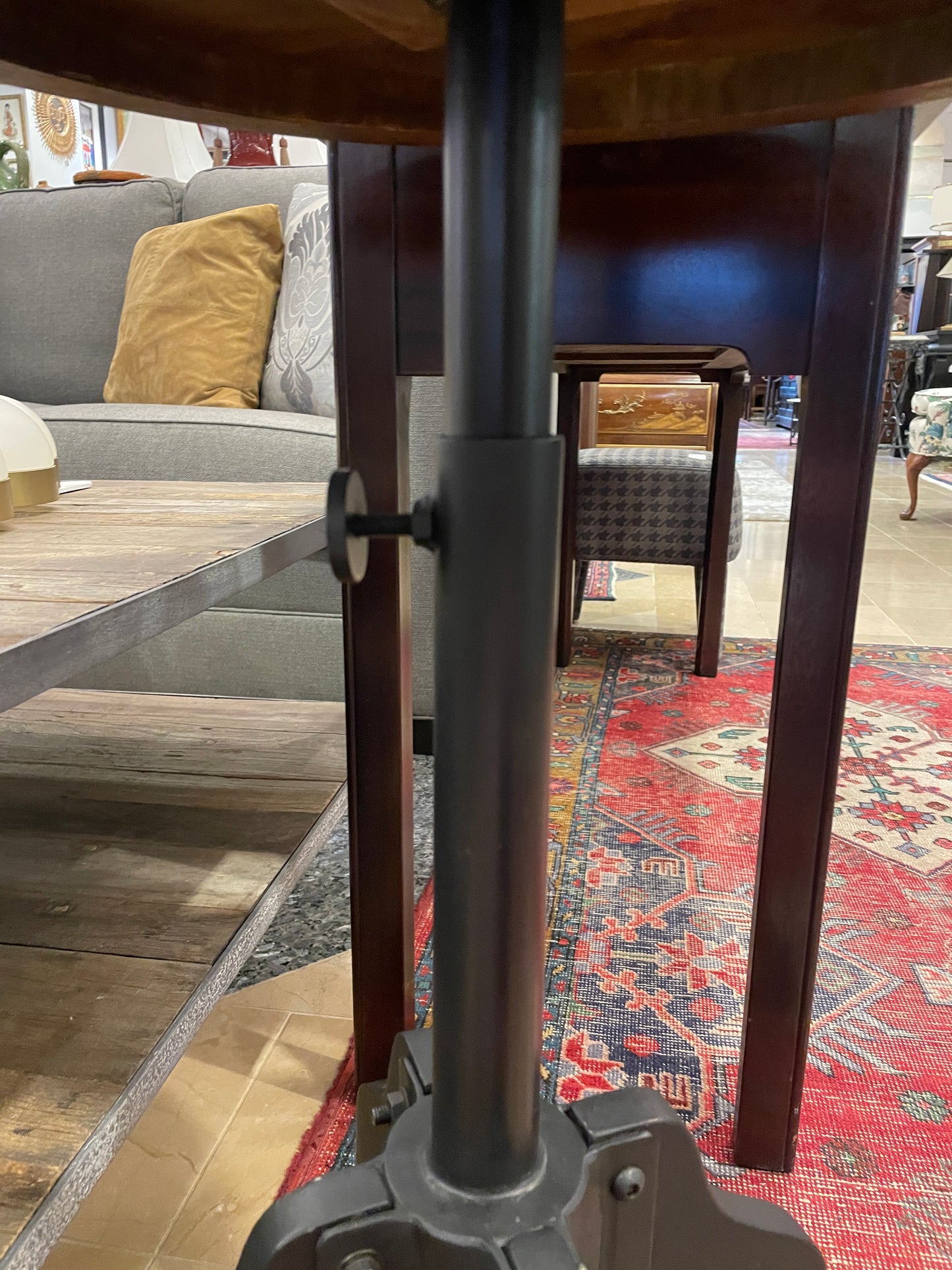 Adjustable Wood Industrial Round End Table (0JR004)