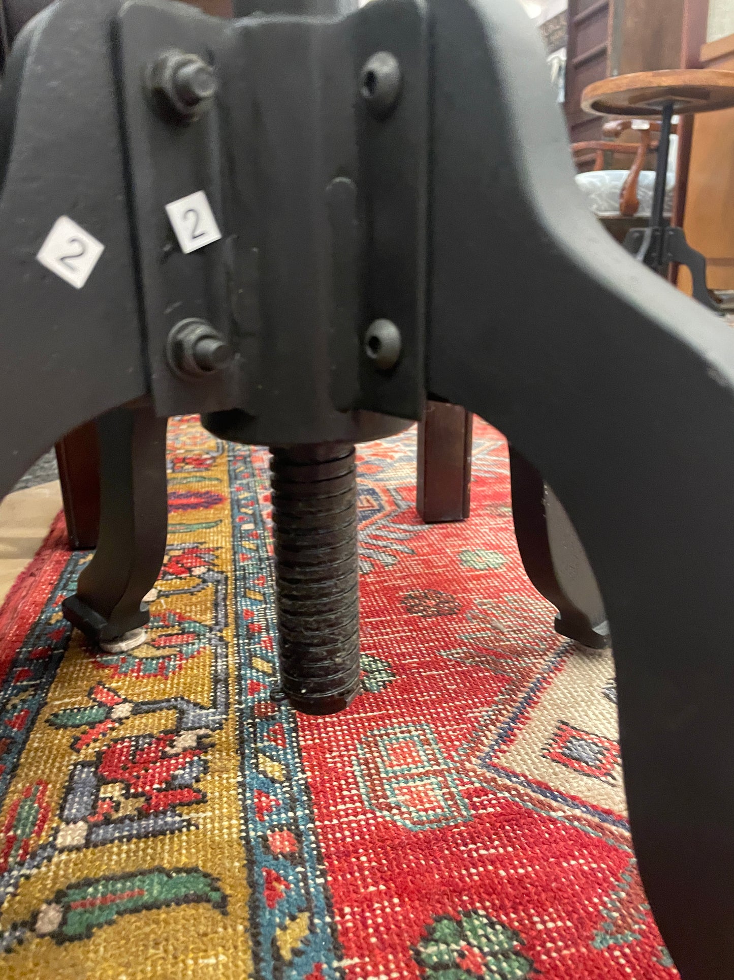 Adjustable Wood Industrial Round End Table (0JR004)