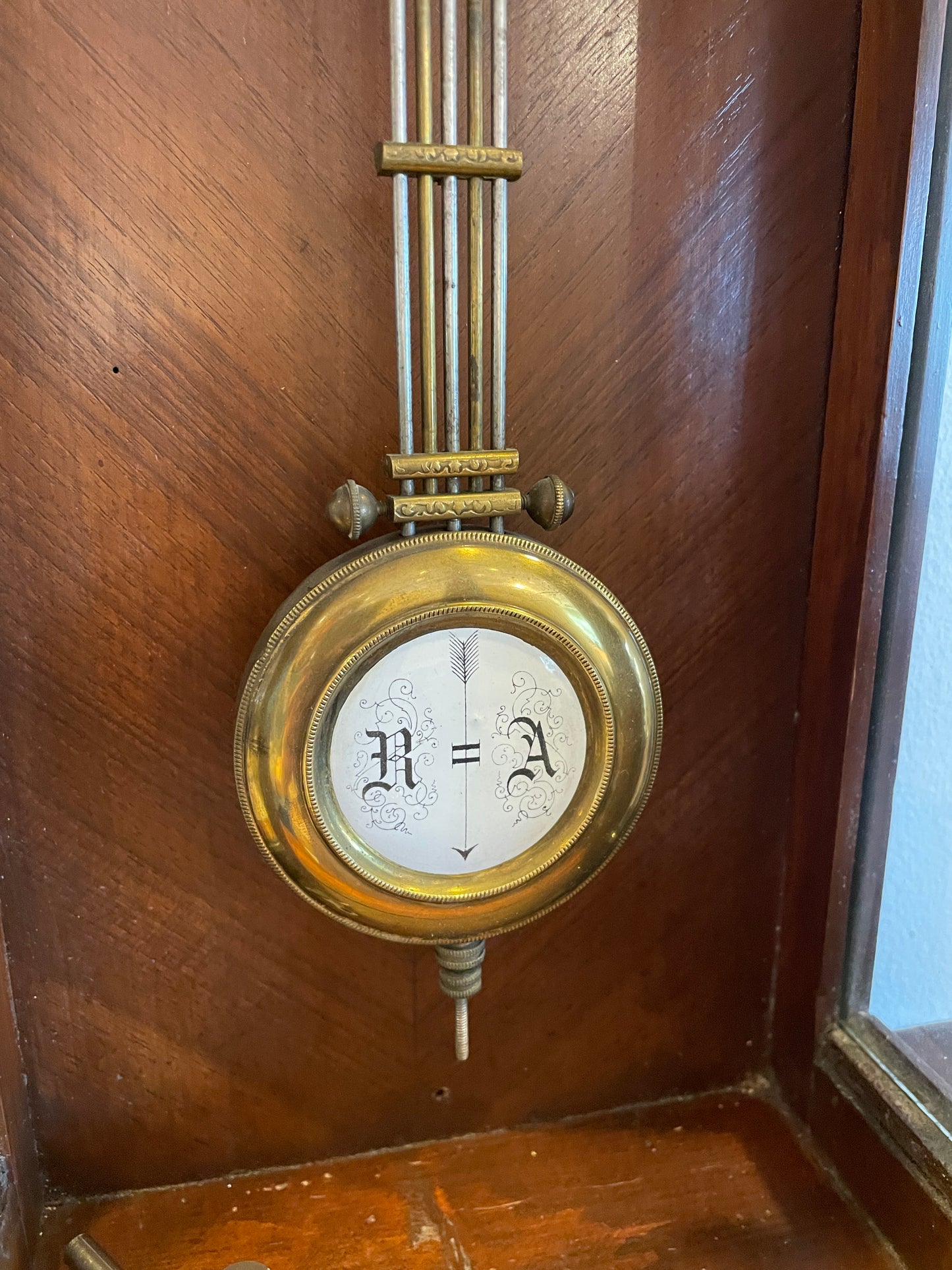 Vienna Regulator Wall Clock with key (0NA001)