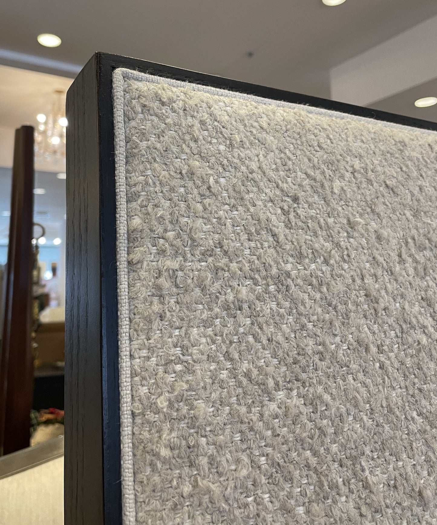 Lee Industries Boucle King Bed (01D019)