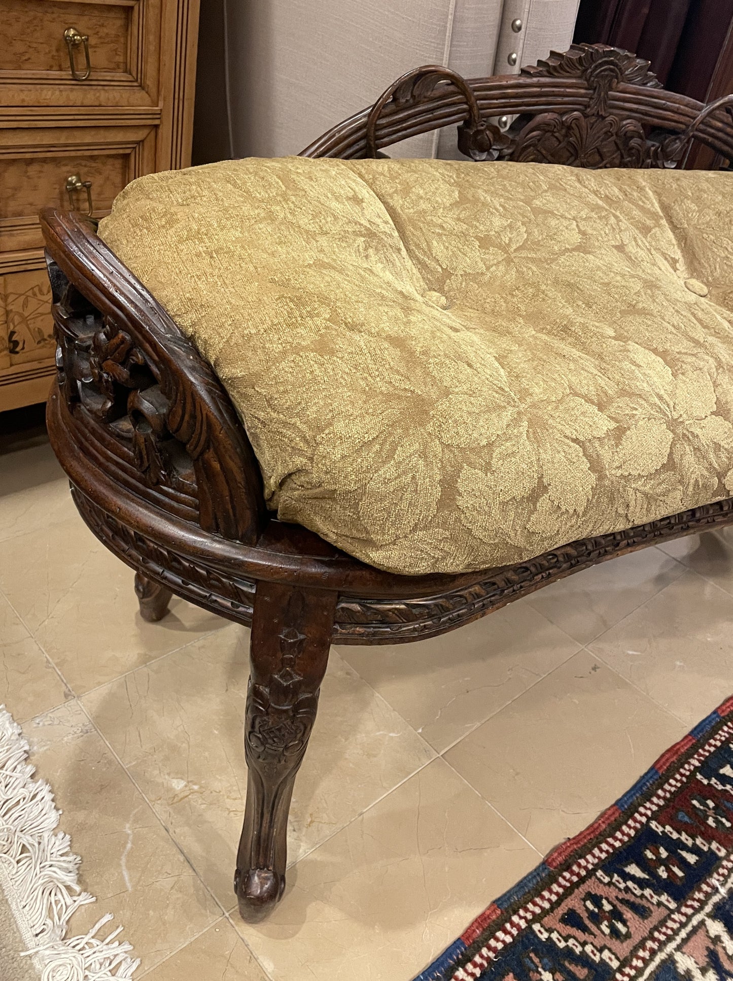 Maitland Smith Kidney Shaped carved Bench with Cushion (0JQ005)