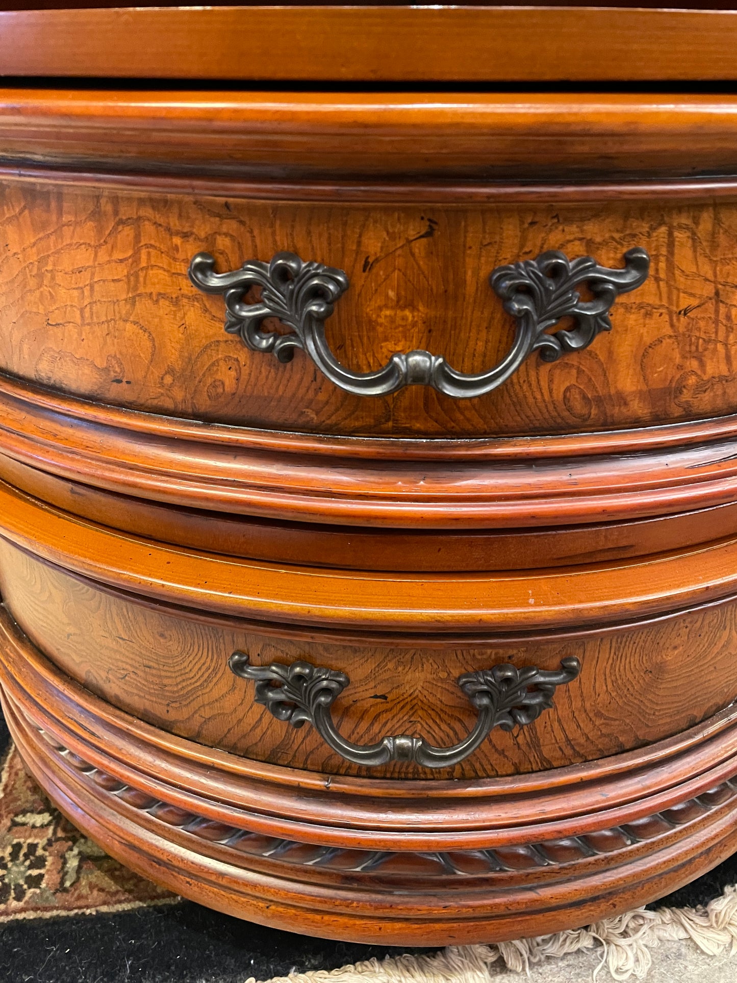 Aspenhome Round Nightstands, a pair (02U00B)