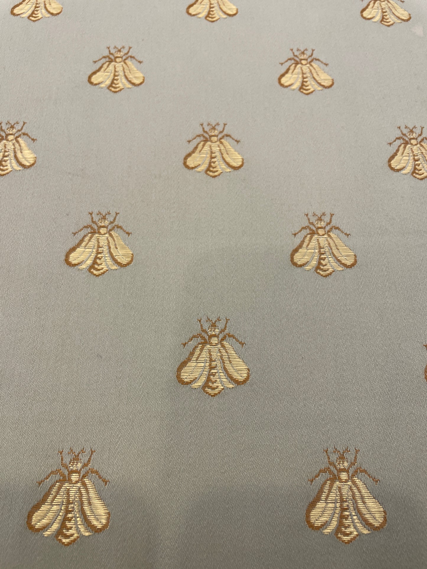 Barley Twist Leg Bench with Bumblebee Upholstery (0BZ00P)
