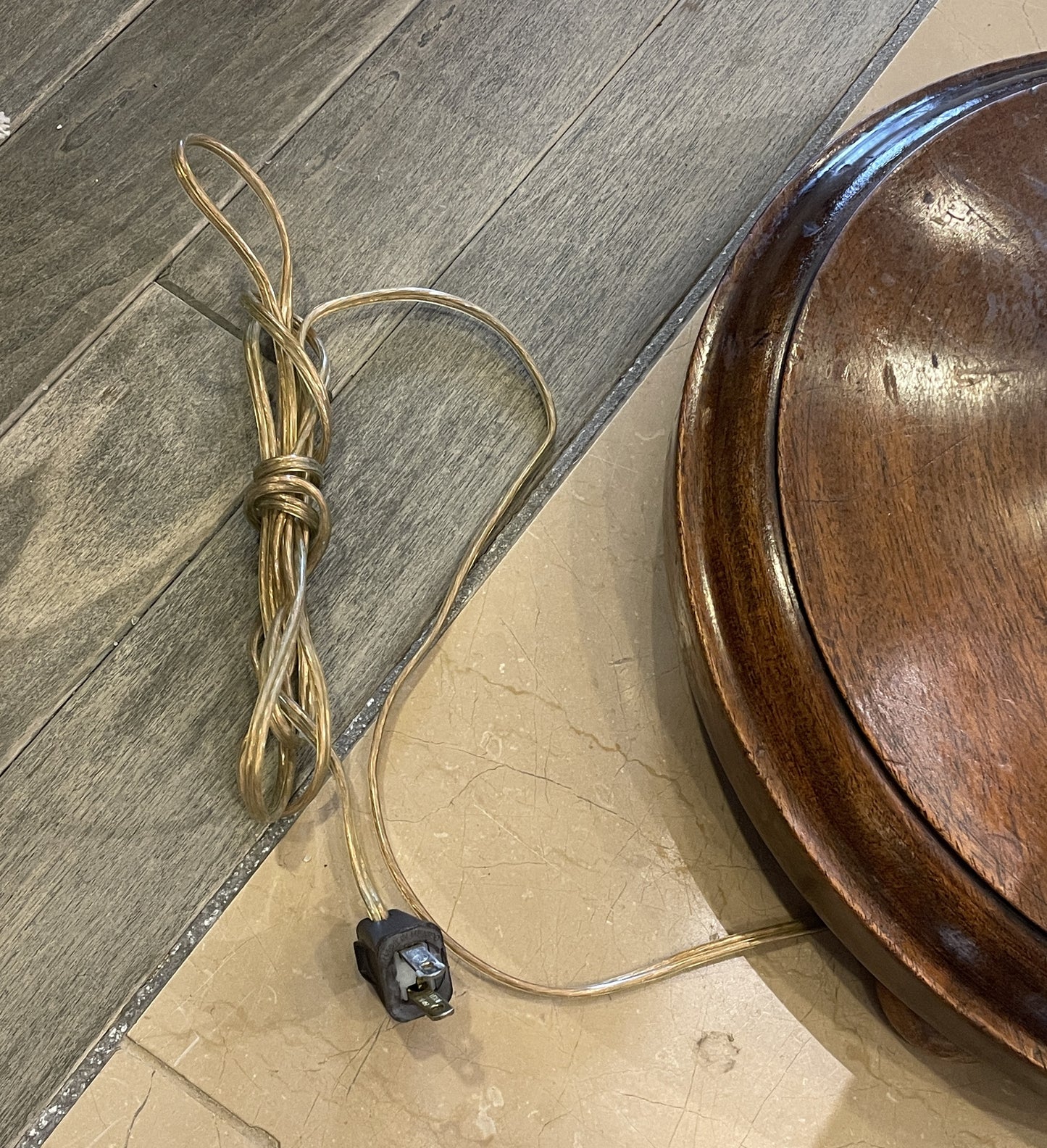 Mahogany Pencil Post Floor Lamp (0BZ005)